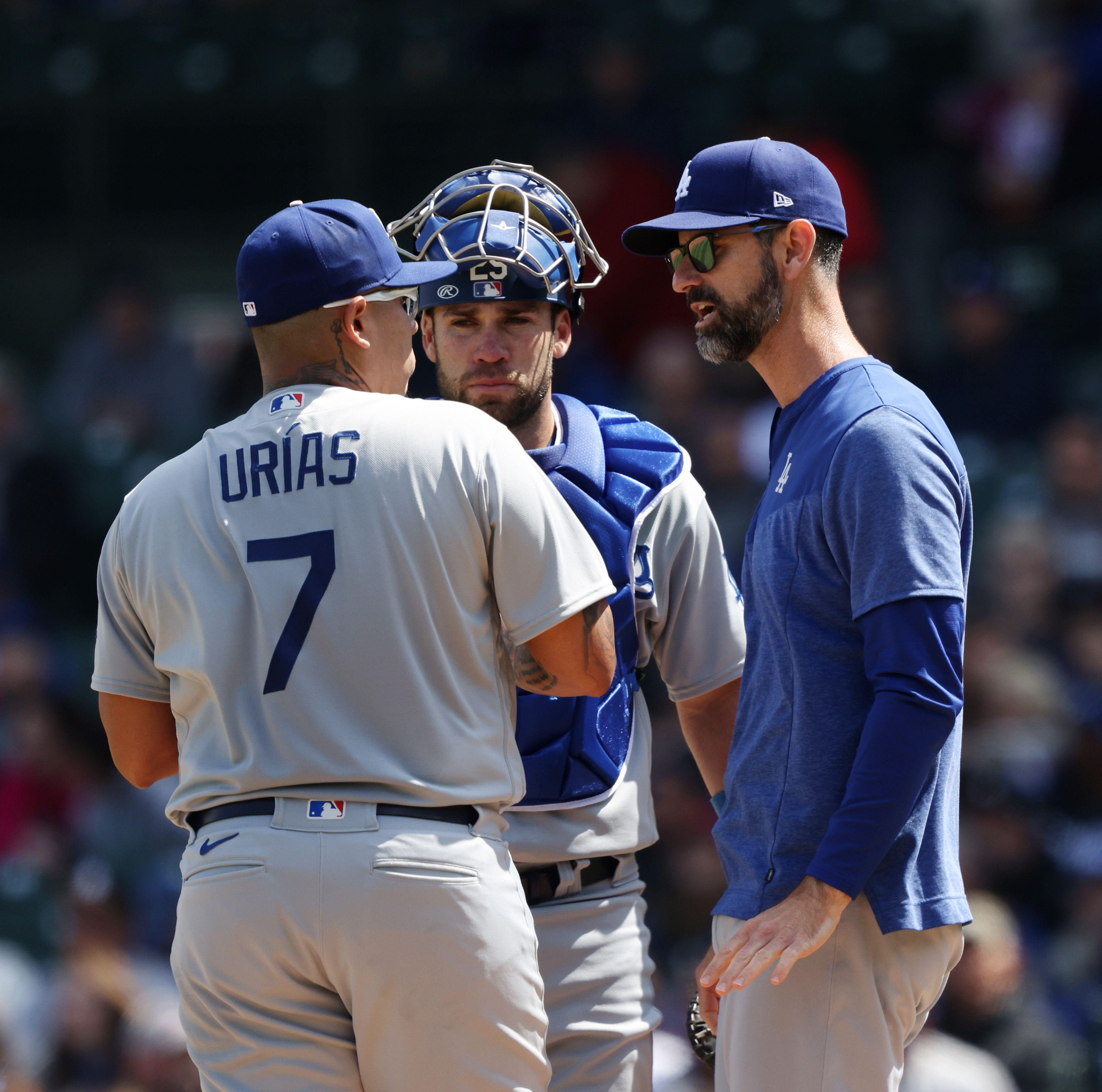 MLB roundup: Cubs' Drew Smyly flirts with perfection vs. Dodgers