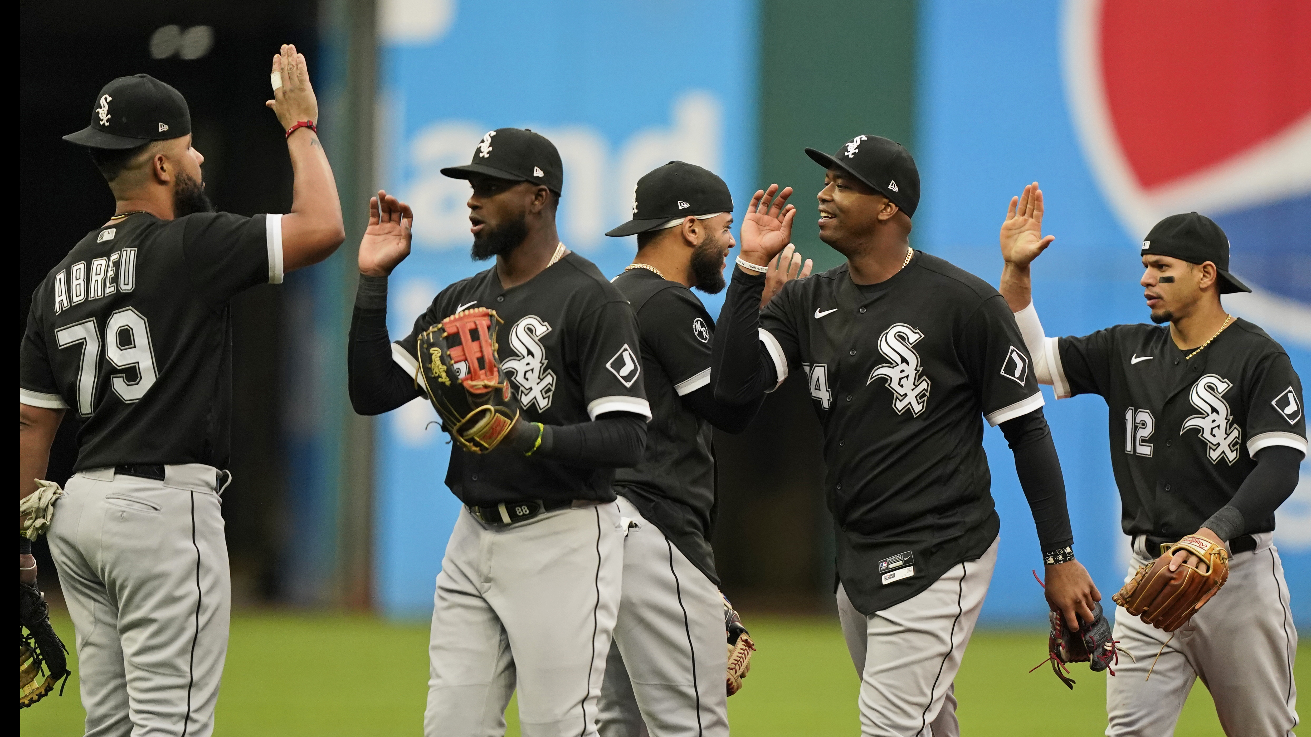 White Sox Contemplate Move from Guaranteed Rate Field, News