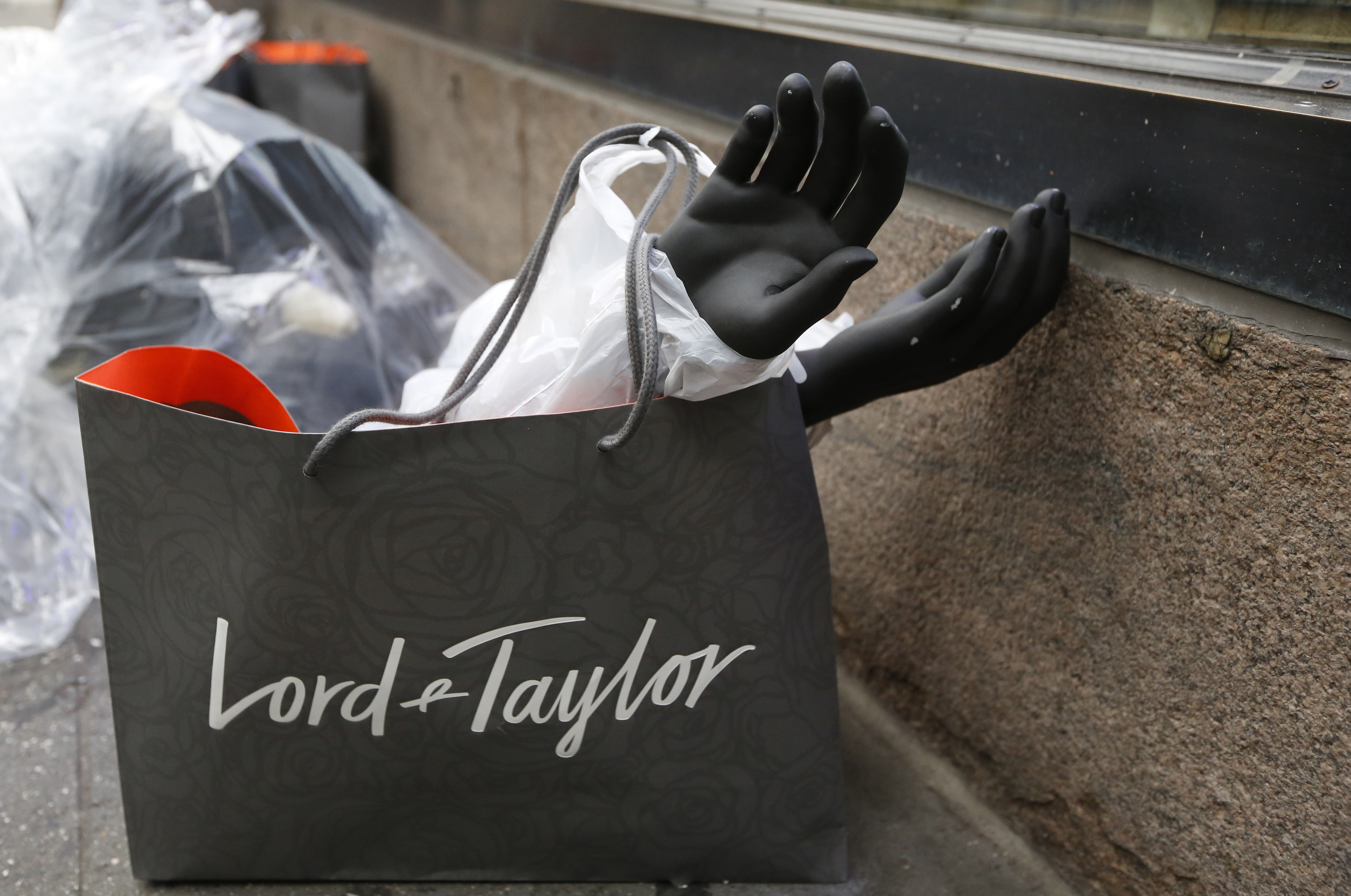 After nearly 200 years, Lord & Taylor goes out of business