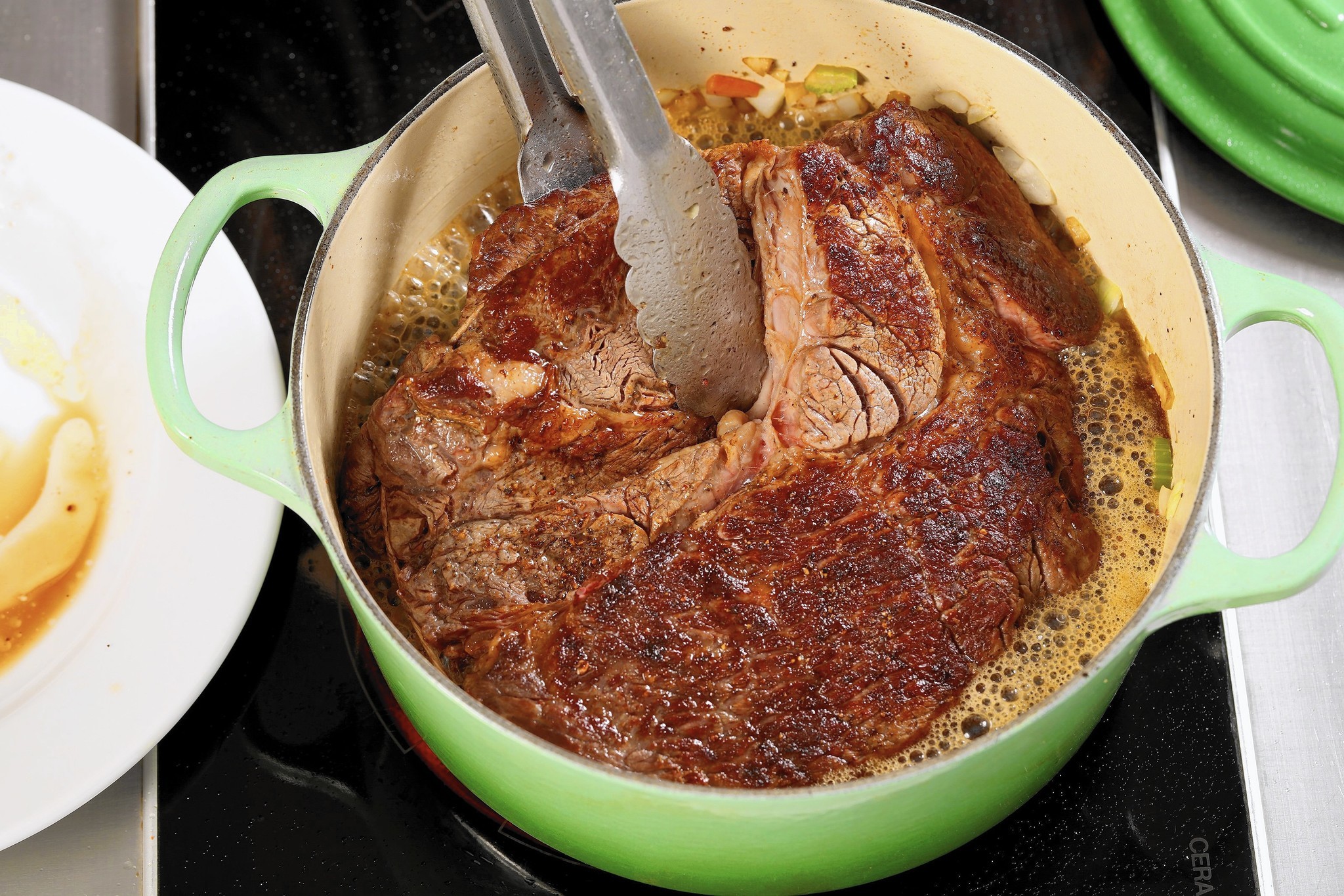 Braising Meat Makes Tough Cuts Savory and Tender - The New York Times