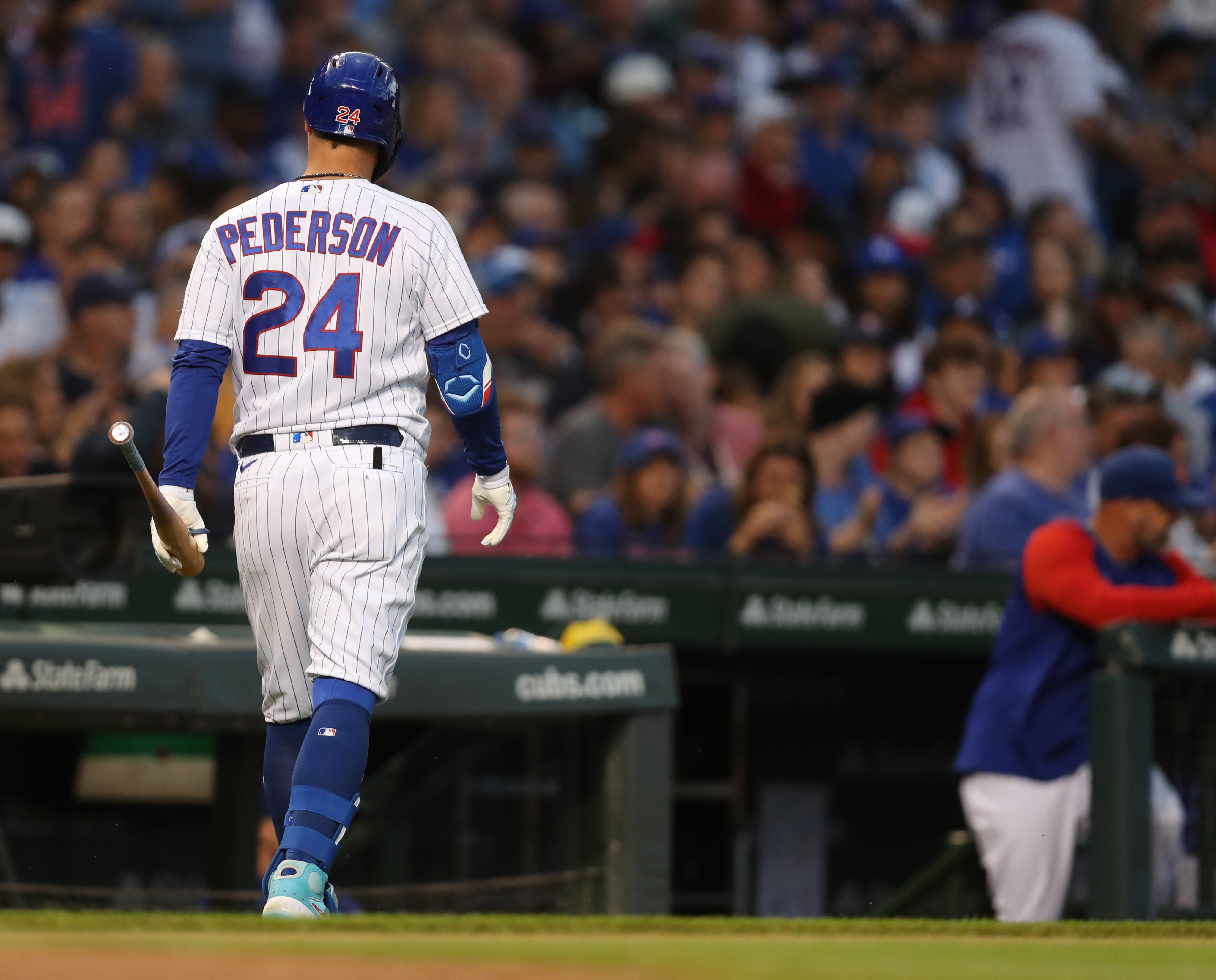 Pederson, Schwarber decline options, become free agents