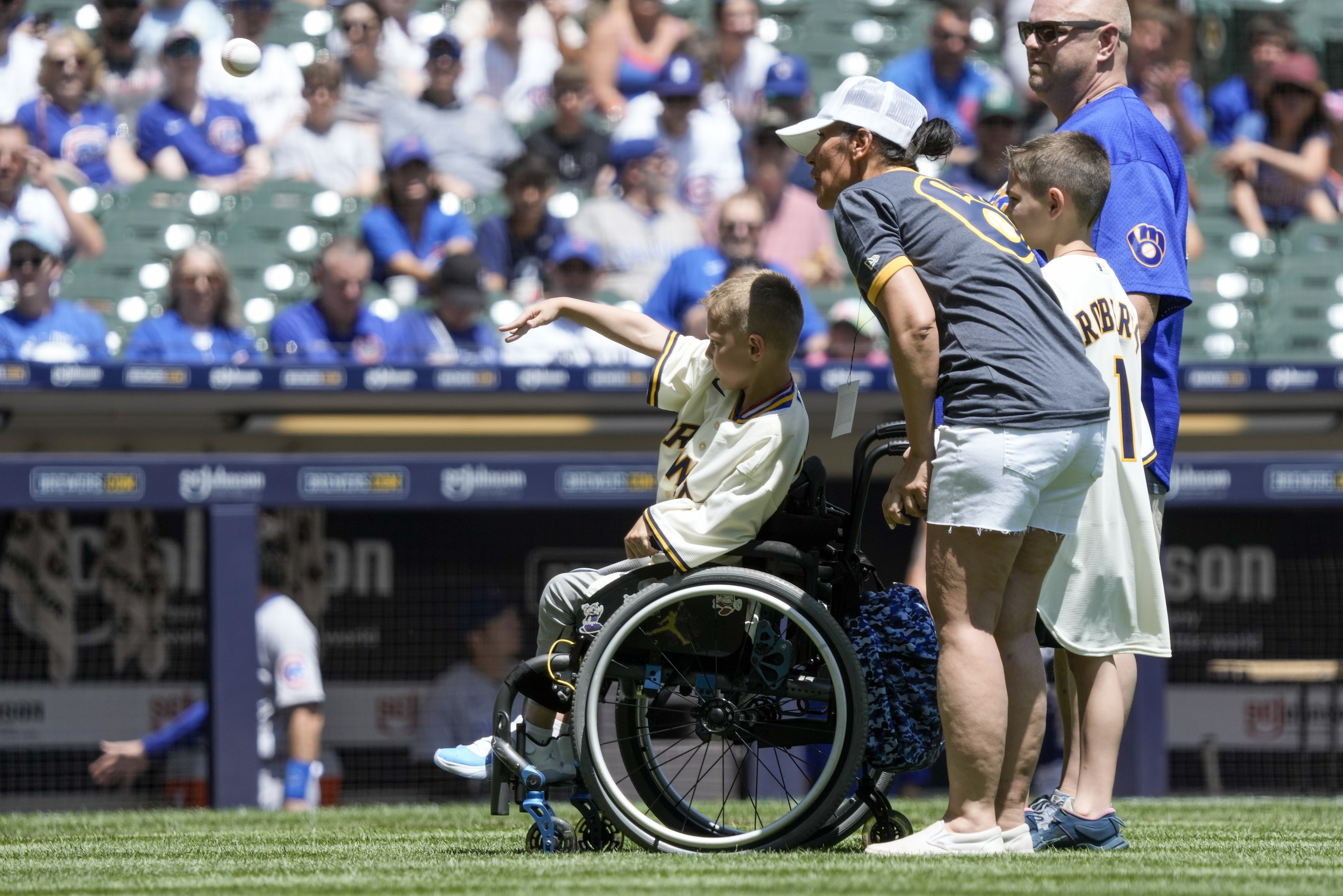 Brewers honor 8-year-old injured in Highland Park shooting