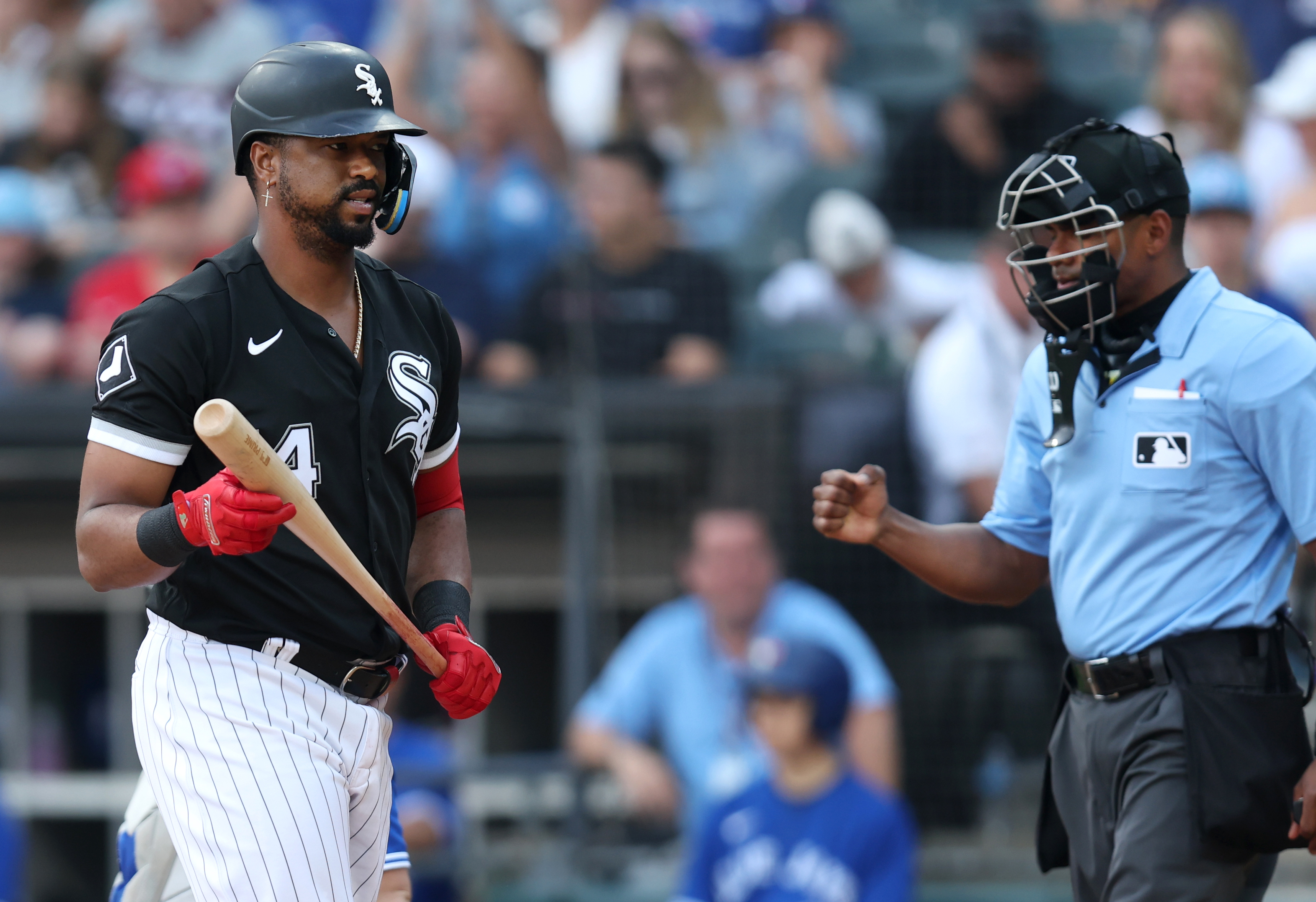 White Sox get swept in a doubleheader by the Blue Jays, National Sports