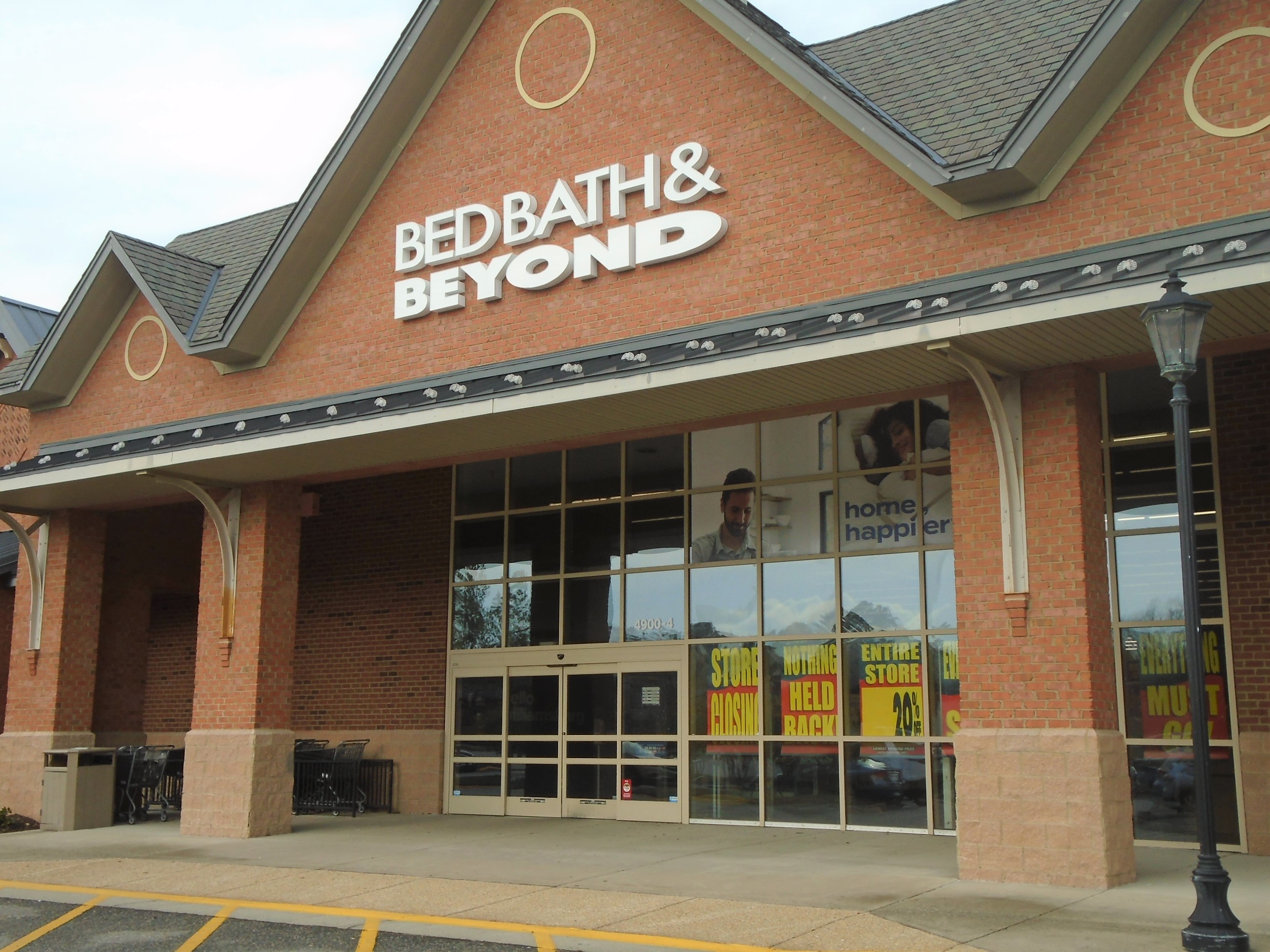 Shoppers flock to Williamsburg-area Bed Bath & Beyond after closing  announcement – Daily Press