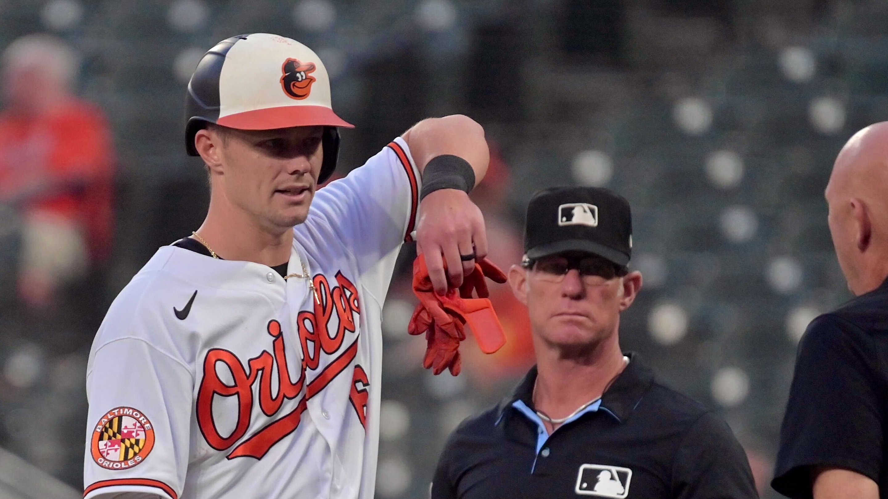 O's Mountcastle leaves with arm injury after hit by pitch – Daily