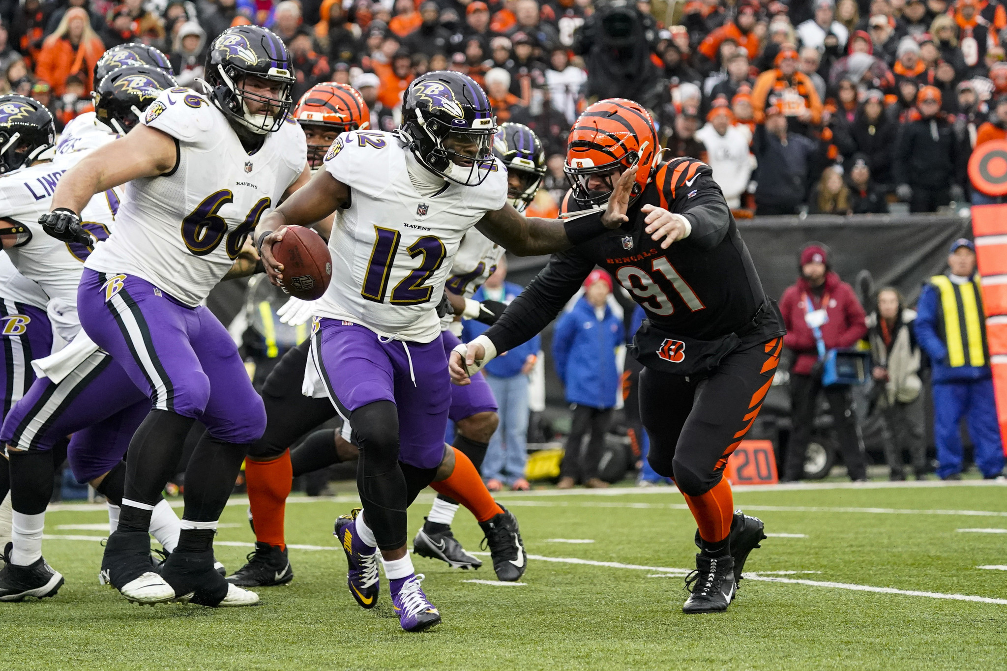A lot to learn from': Ravens QB Anthony Brown rues mistakes in first career  start vs. Bengals