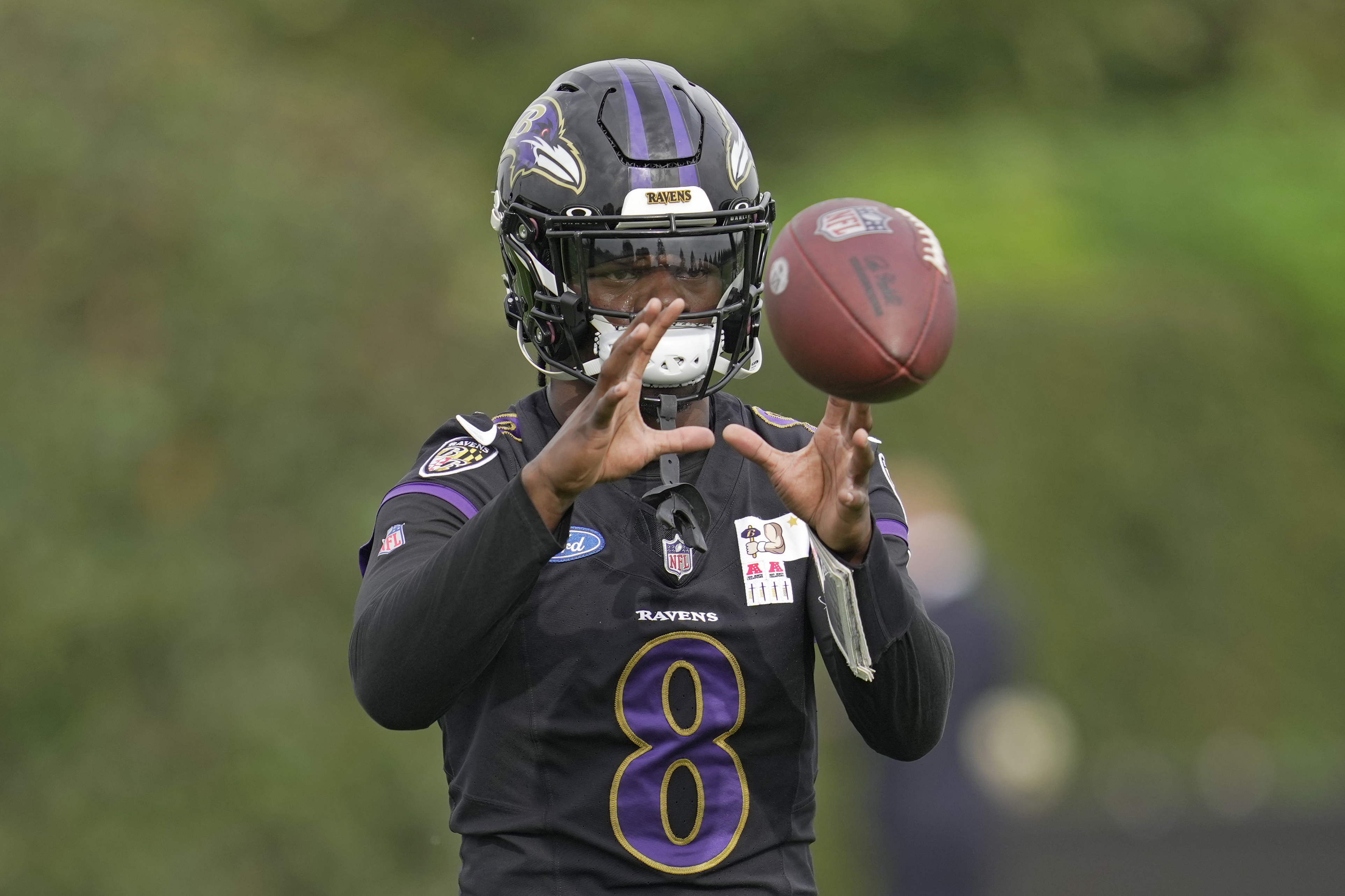 Lamar Jackson will be back, but the Ravens need to give him more