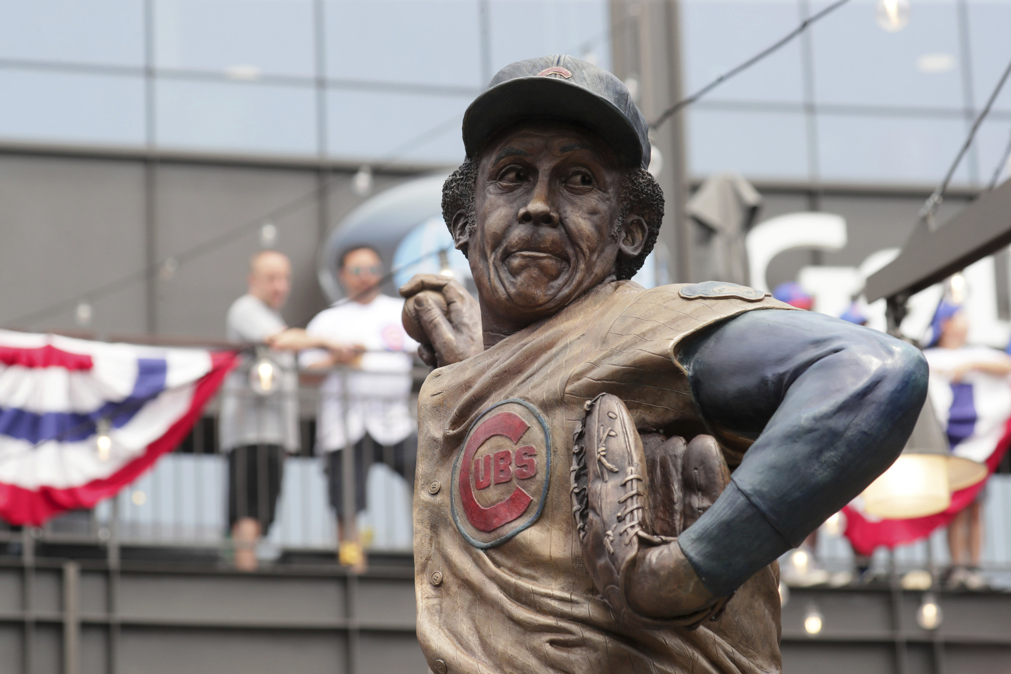 A statue of former Chicago Cubs left fielder Billy Williams at