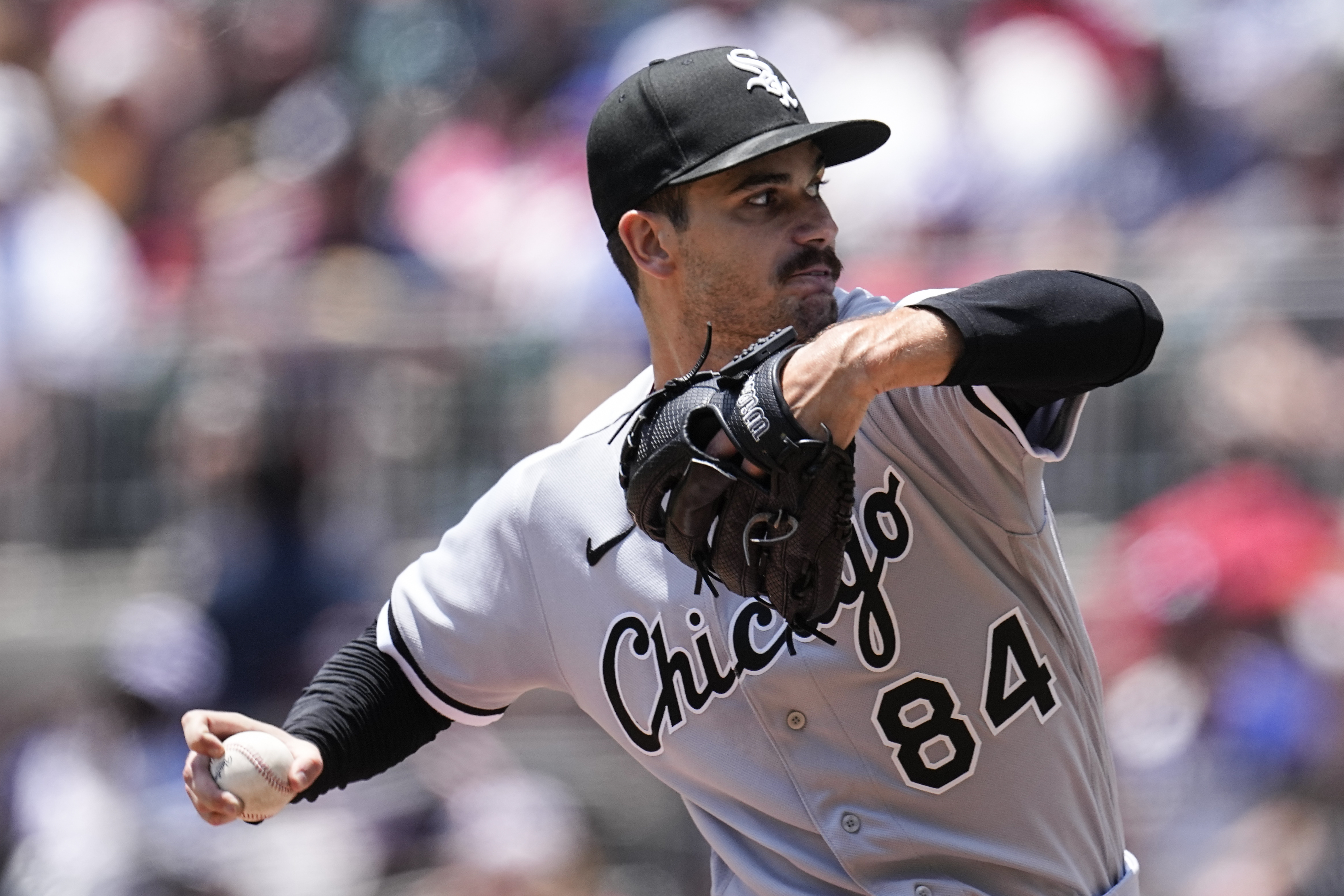 Dylan Cease dominates Twins as White Sox win series