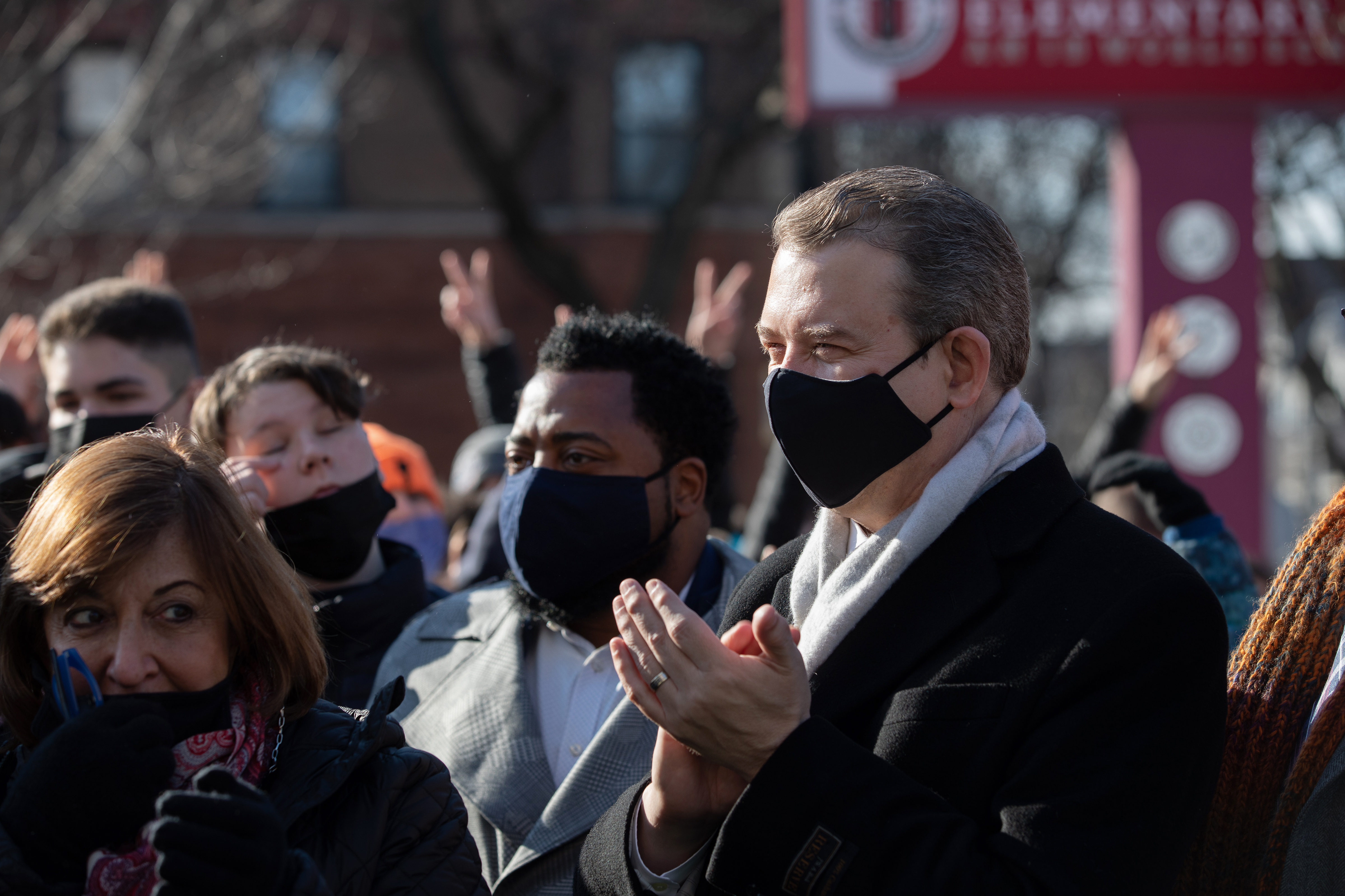 Chicago Public Schools Will Require Masks When Classes Resume