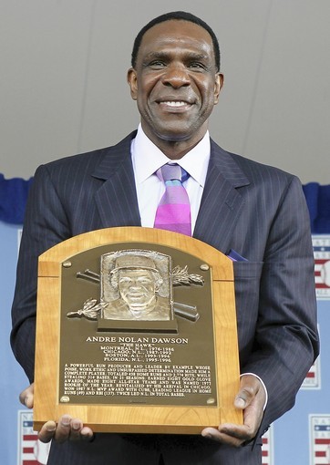 Andre Dawson wins MLBPA's inaugural Curt Flood Award