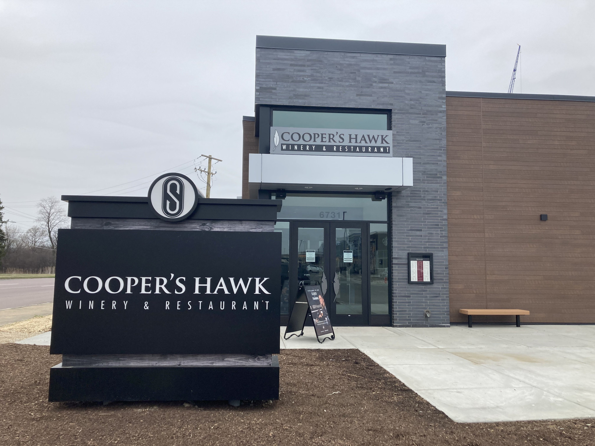 Cooper's Hawk Winery & Restaurants > Hosting Essentials