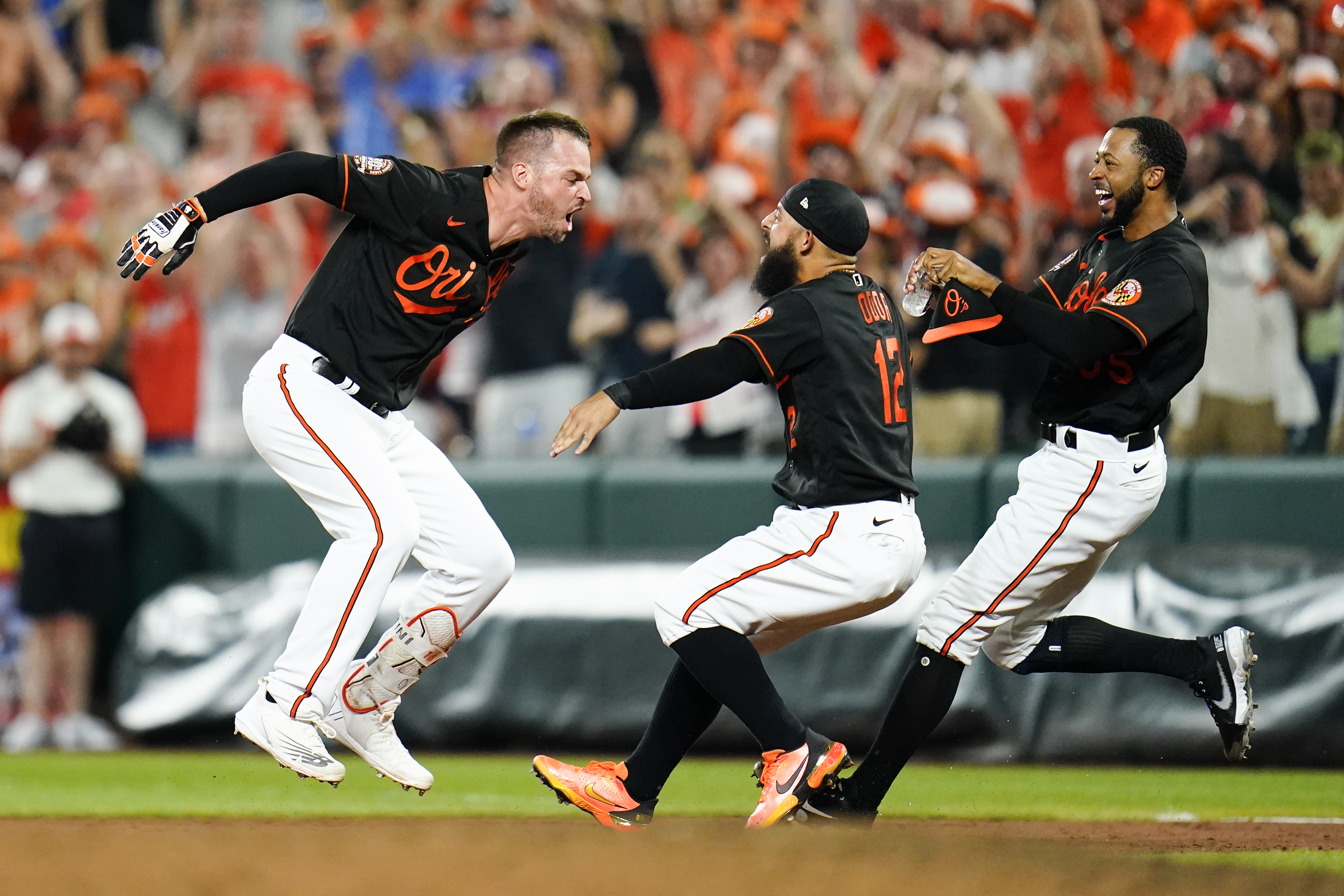Orioles rally in ninth, beat Angels, 5-4, on Trey Mancini's walk-off single  for sixth straight victory
