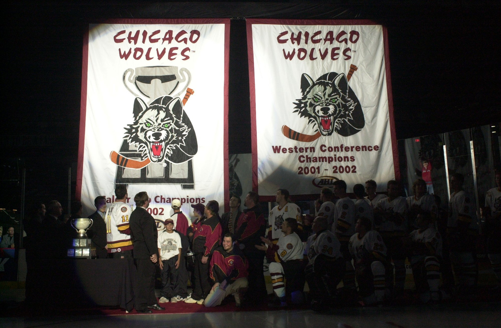 Chicago Wolves Win Calder Cup, First League Championship in More Than a  Decade – NBC Chicago