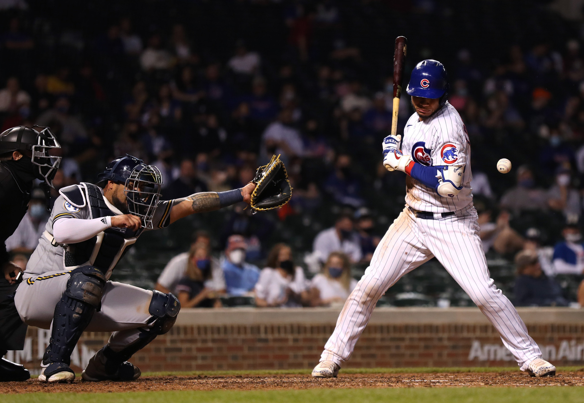 Column: Willson Contreras does his part for Chicago Cubs