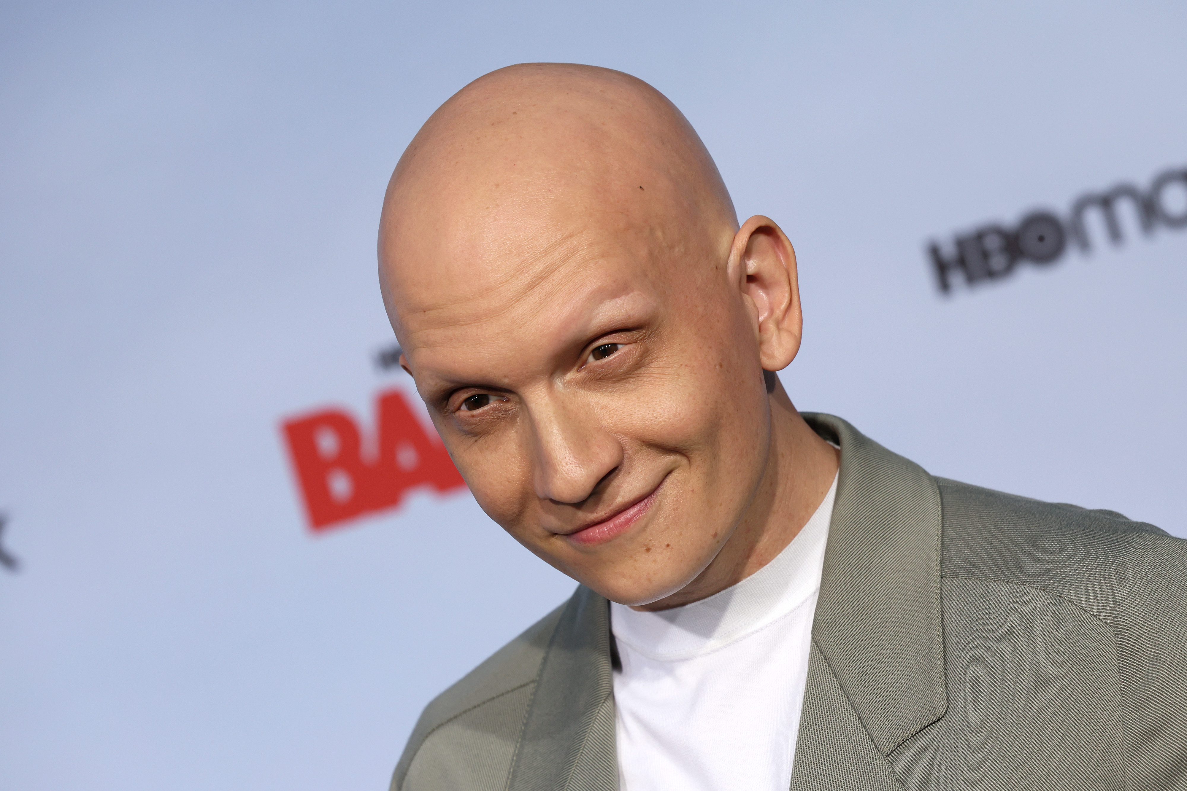 Barry' star Anthony Carrigan stuck with acting even though he was told he  was 'not attractive' due to alopecia – New York Daily News