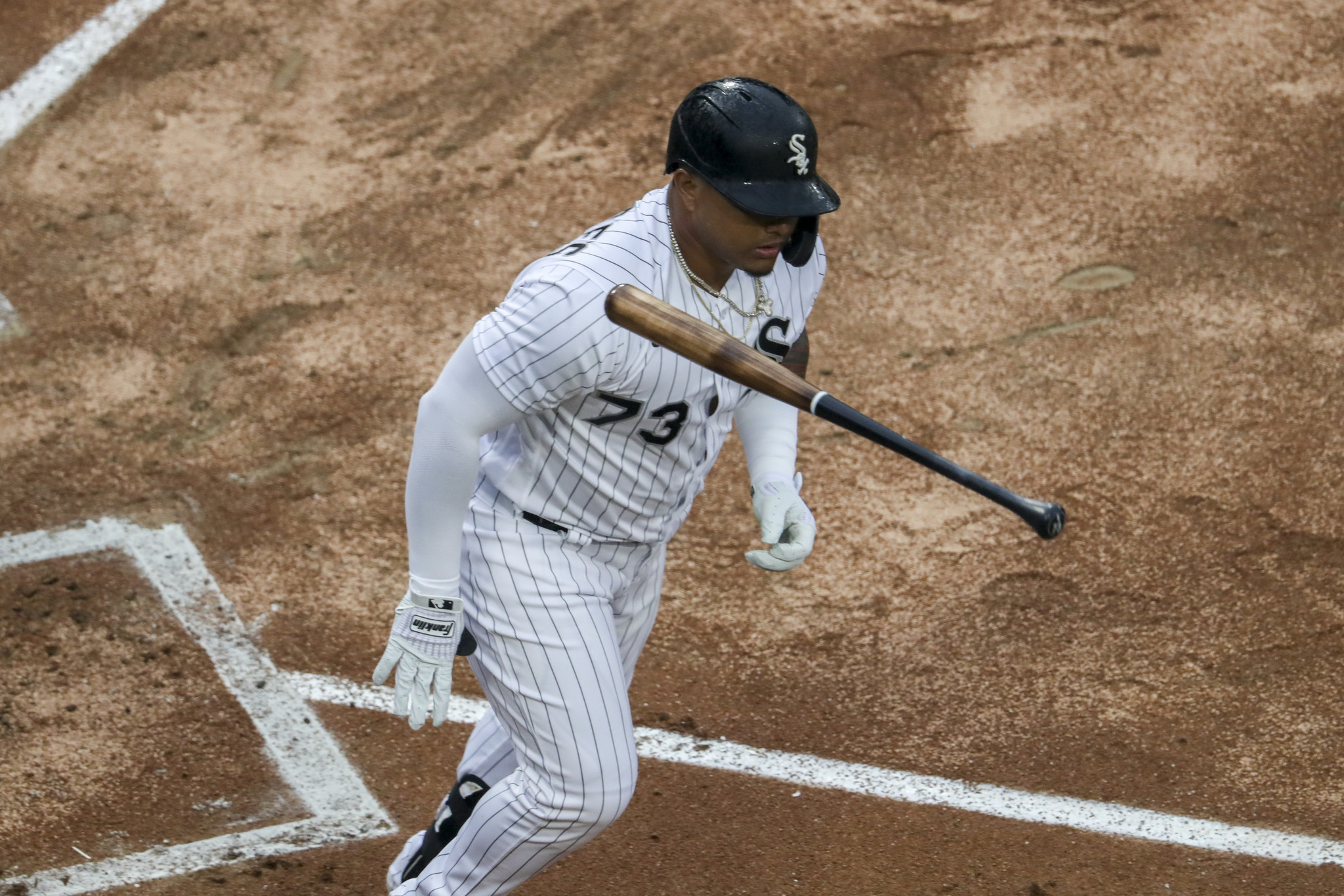 White Sox's Yermin Mercedes, 28, steps away from baseball 