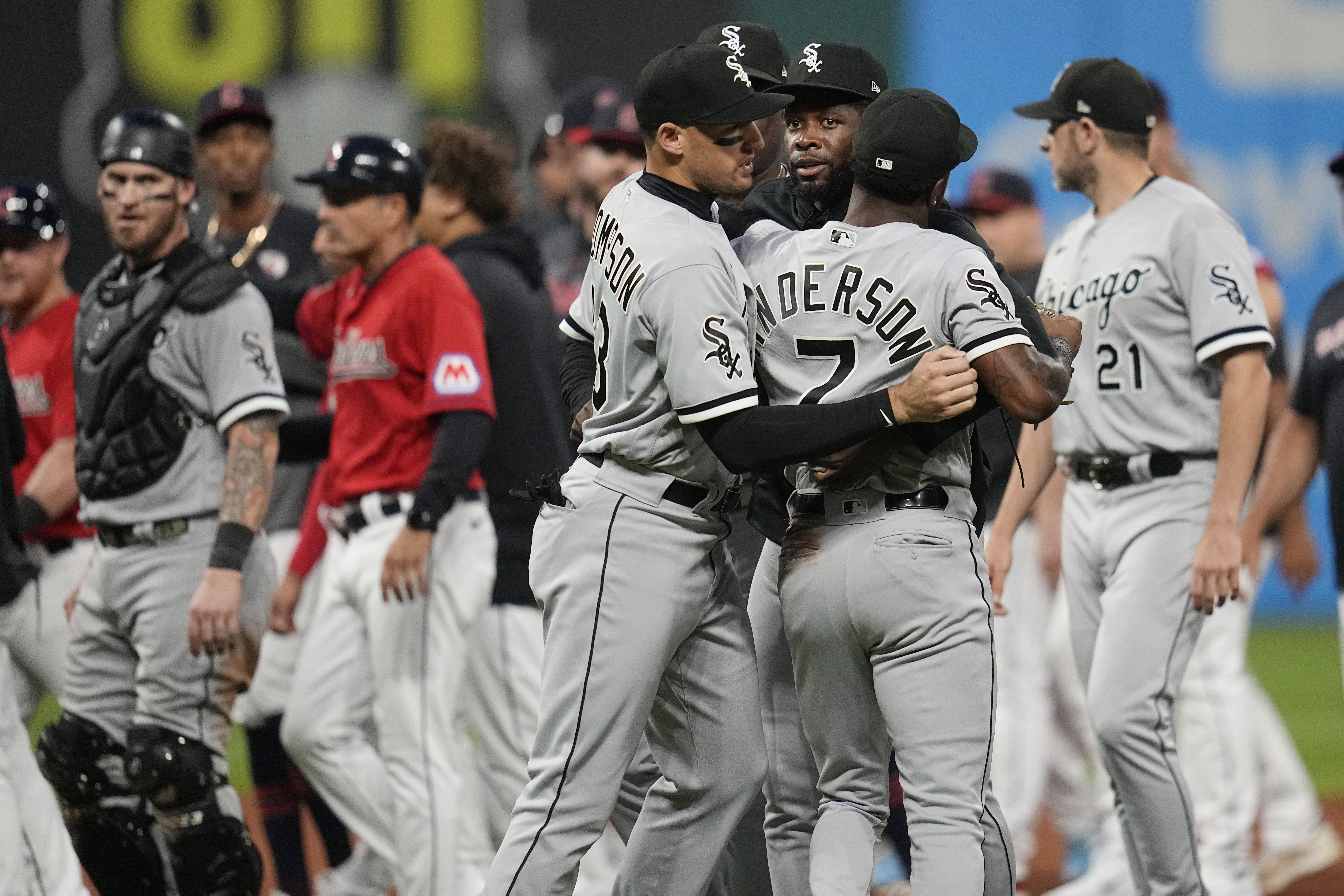 Yankees reliever rips 'no rules' White Sox after trade, says rookies were  sleeping in bullpen during games 