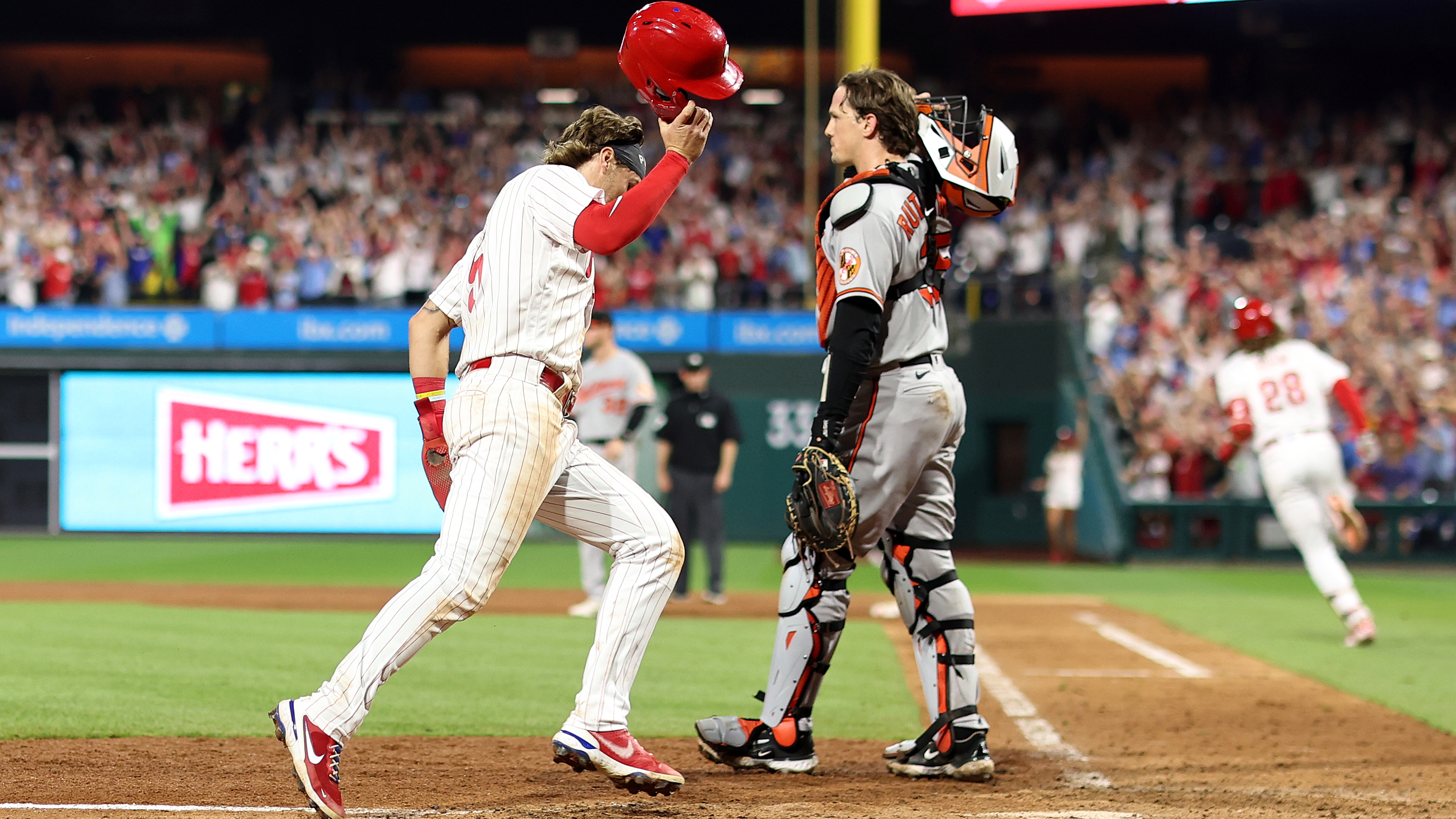 Bryce Harper's called shot for Phillies rookie Bryson Stott's walk-off home  run vs. Angels