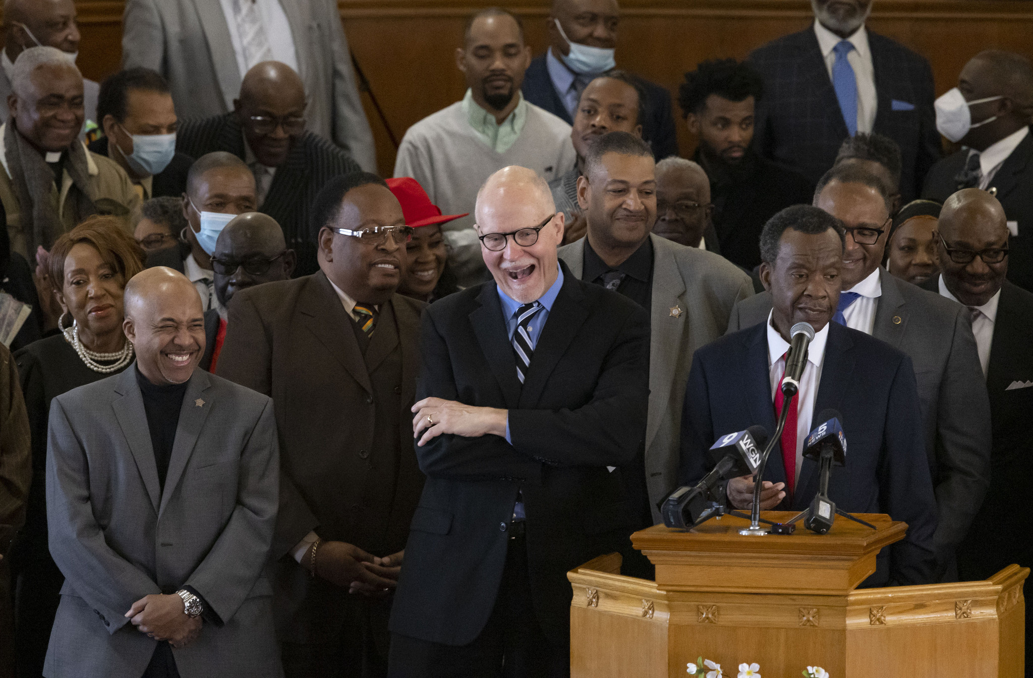 Willie Wilson Endorses Paul Vallas, Citing Concerns Over Tax Increases,  Police Funding – NBC Chicago