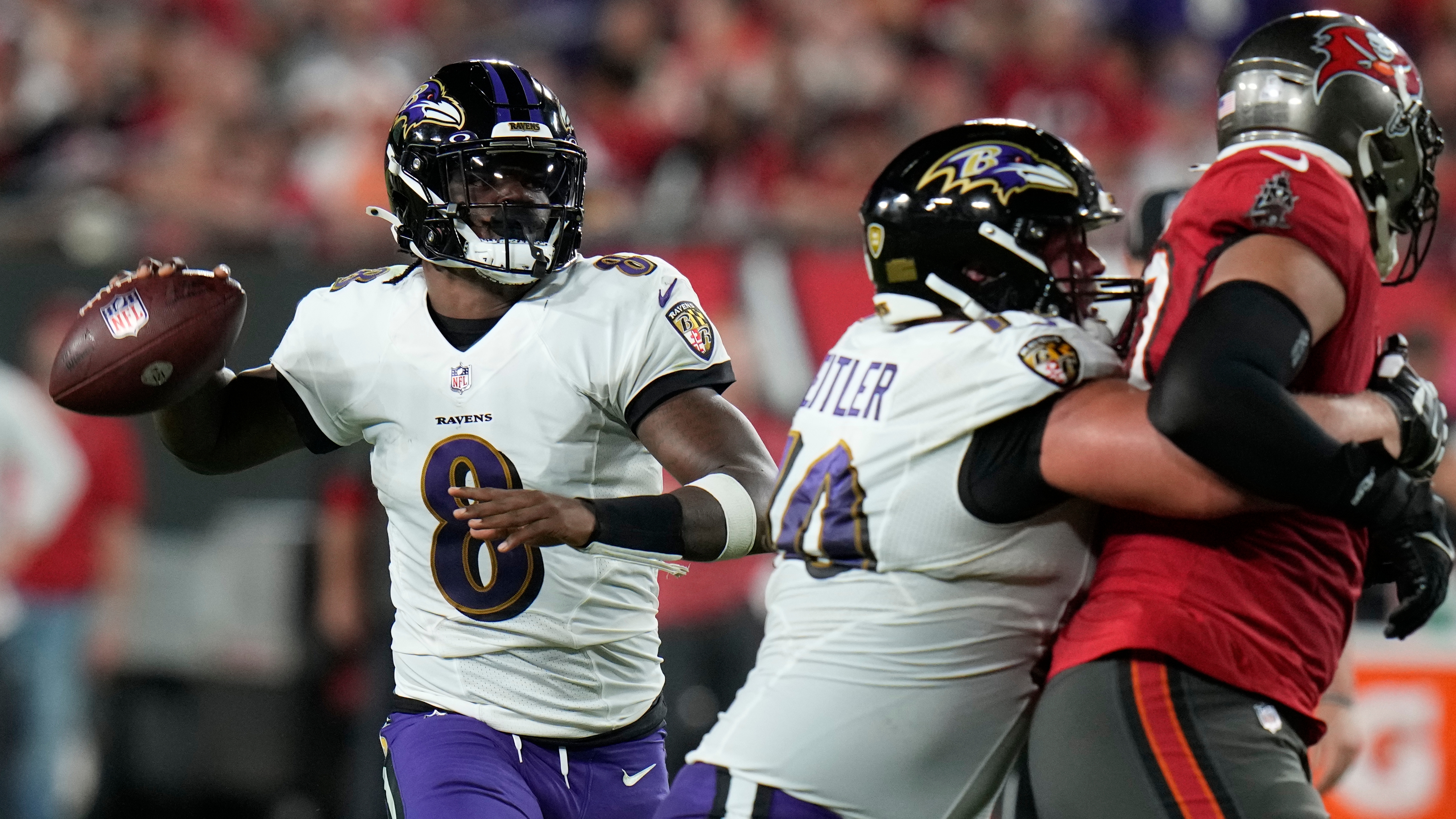 Lamar Jackson leads Ravens' offense in rout of Dolphins - Sports Illustrated