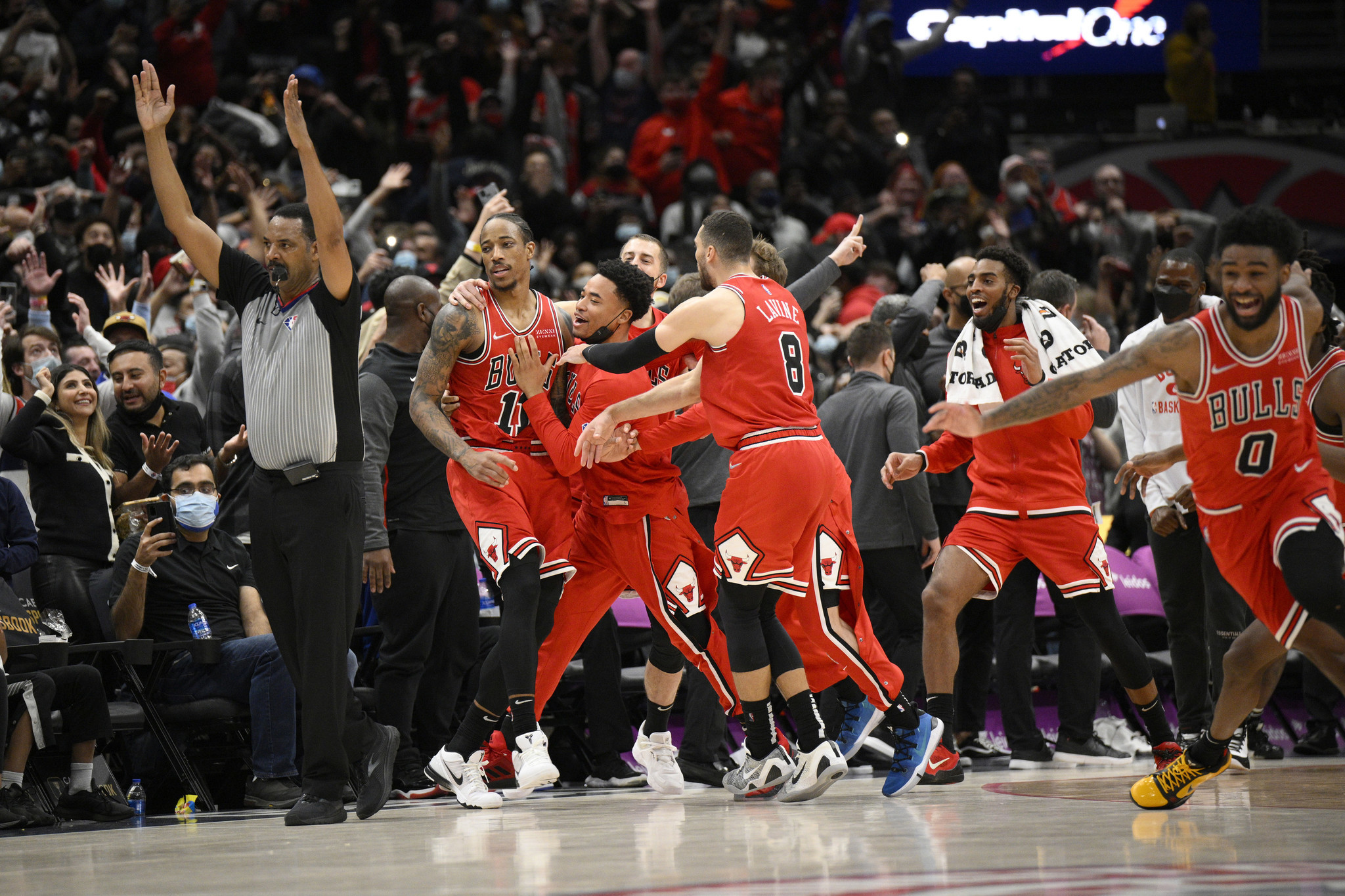 Chicago Bulls: The 10 Greatest Buzzer Beaters in Franchise History (With  Video), News, Scores, Highlights, Stats, and Rumors
