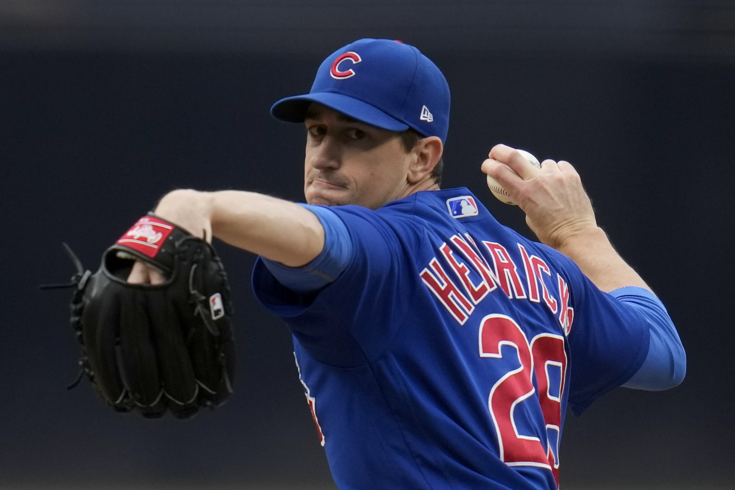 Kyle Hendricks, streaking Cubs look to stifle Cardinals