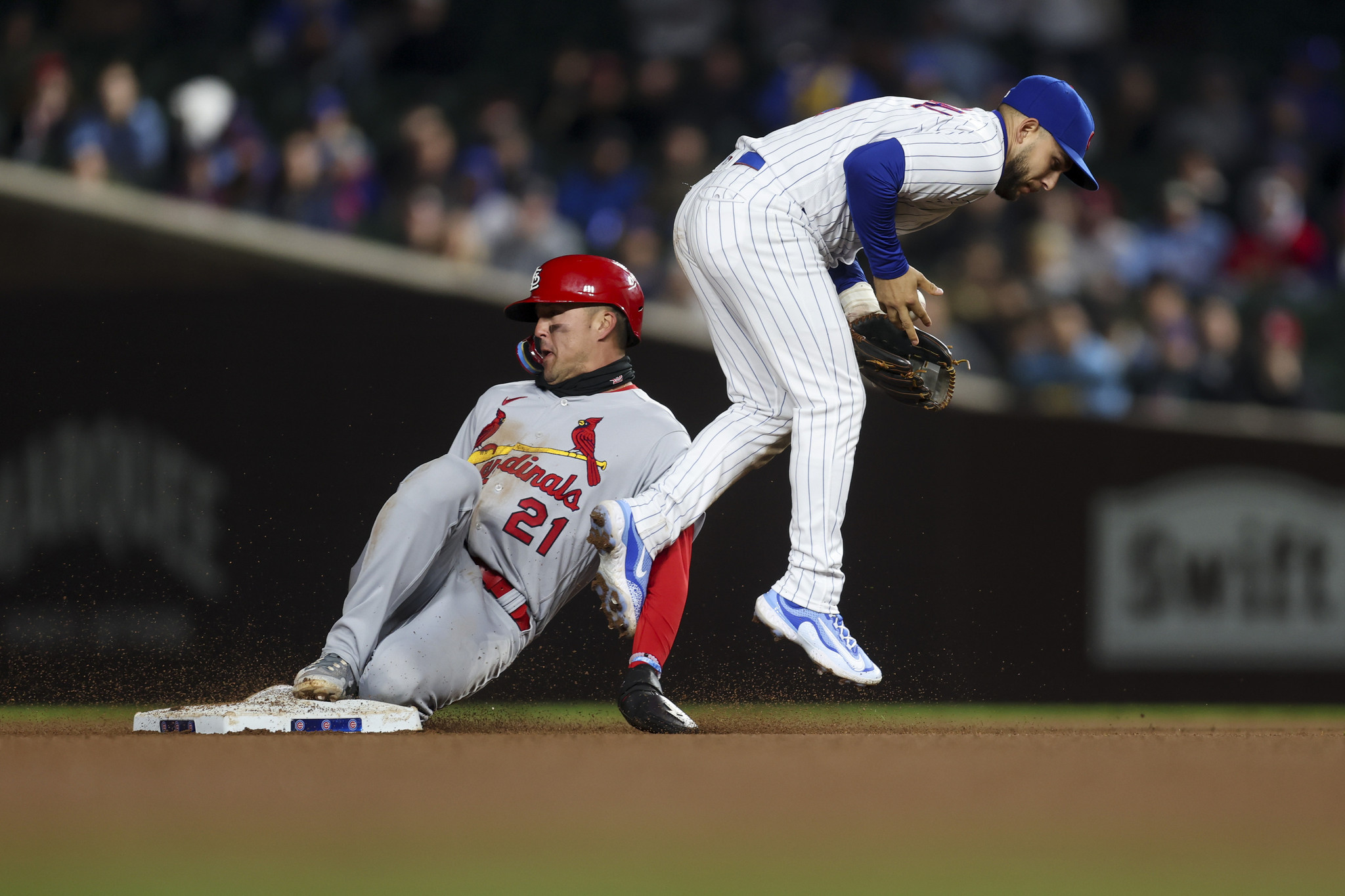 Contreras orchestrates heel turn as Cubs lose to St. Louis