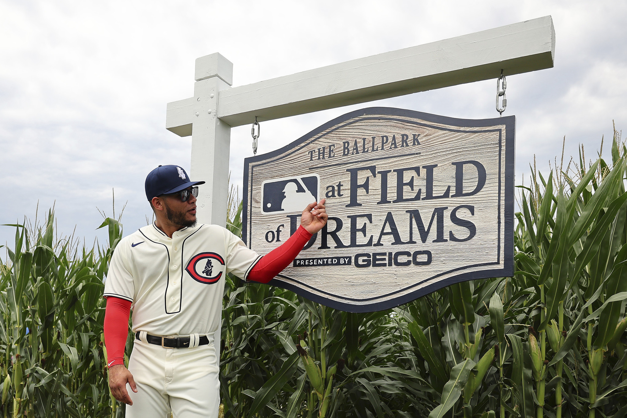 Photos from the Field of Dreams 2022 Cubs vs. Reds game