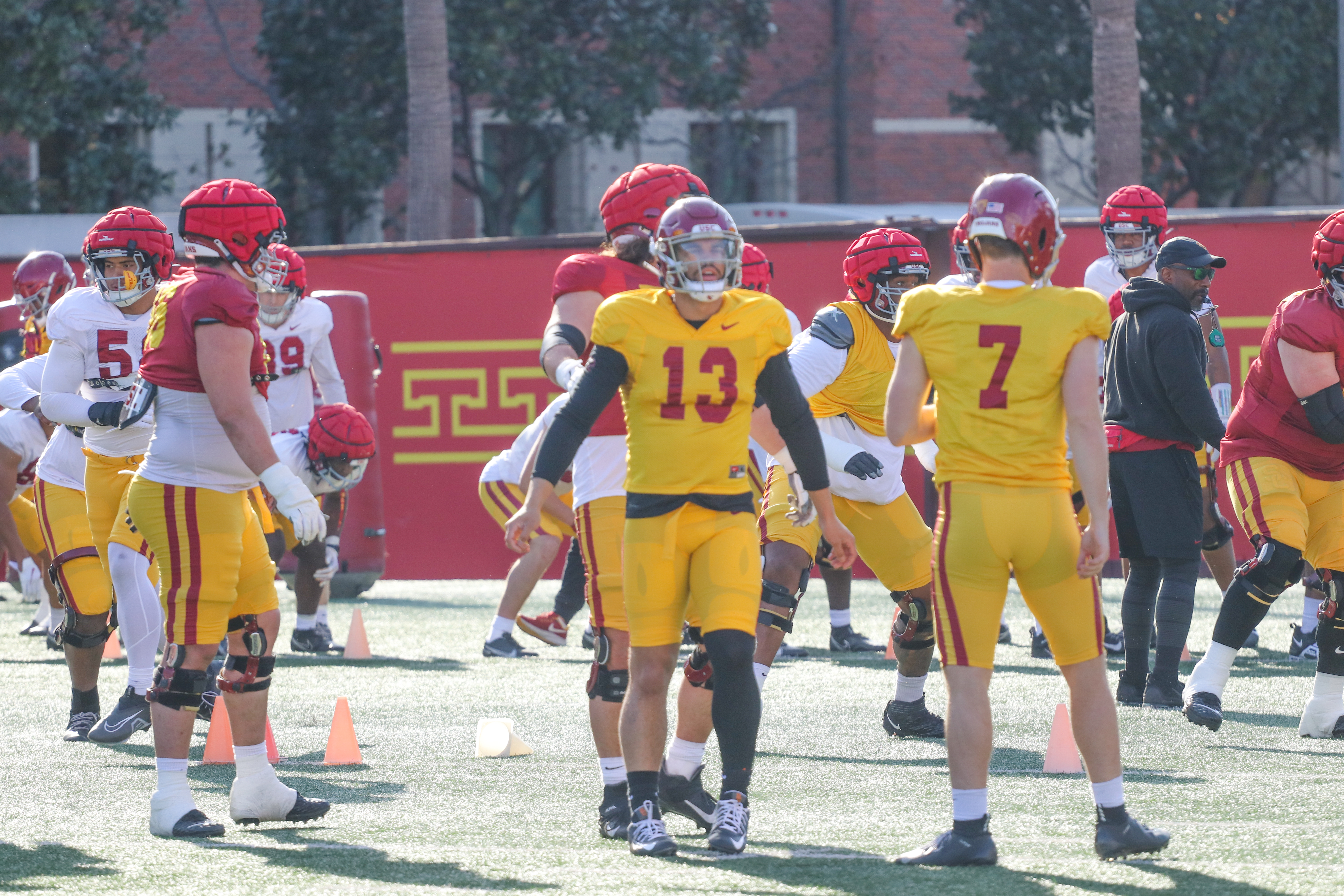 The fight to 'Fight On': What it means to win a quarterback competition at  USC - The Athletic