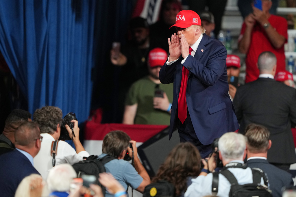 Trump calls AI risk a hoax