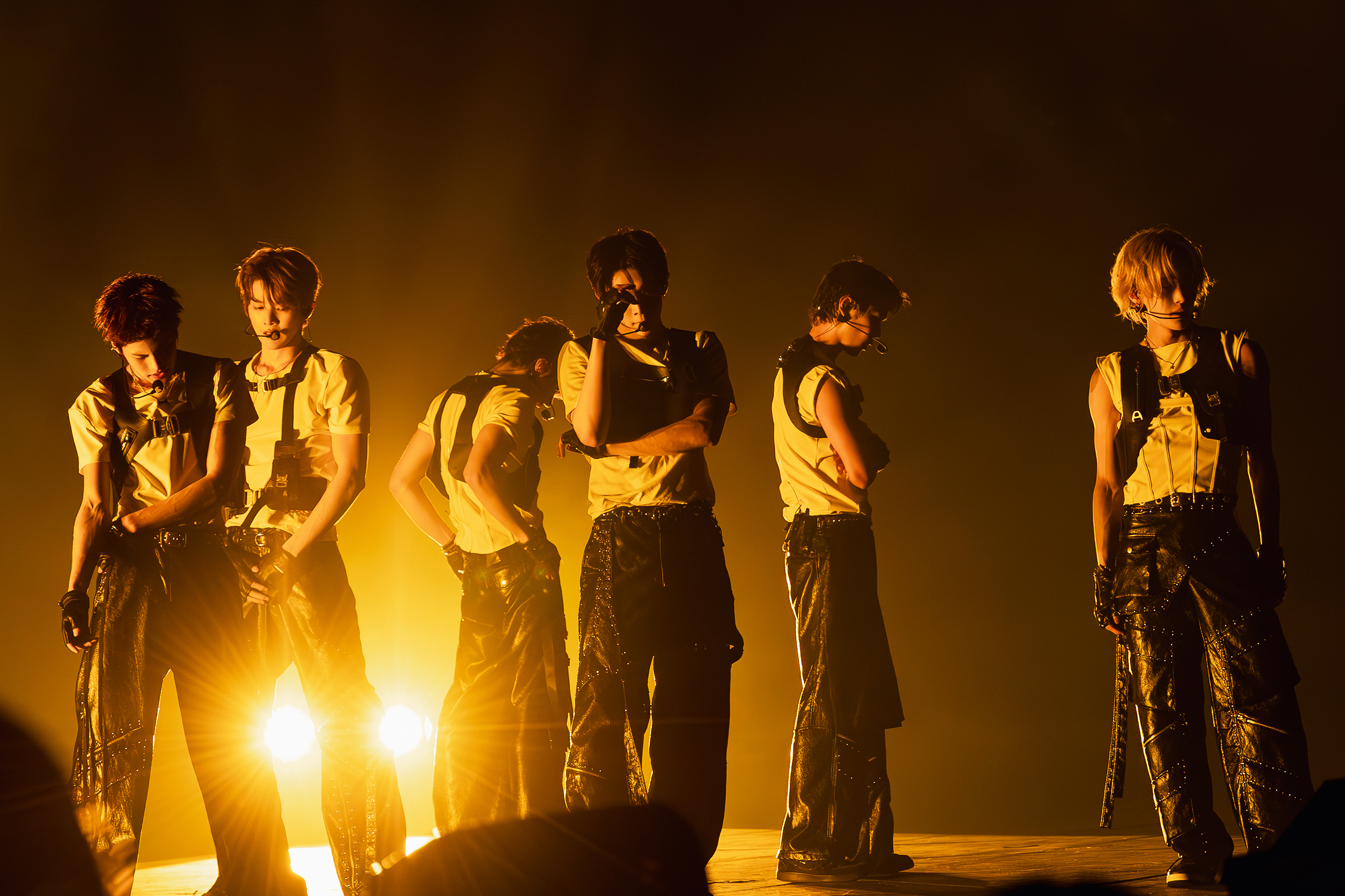 Fans show up big for RIIZE's 'RIIZING LOUD' tour – Annenberg Media