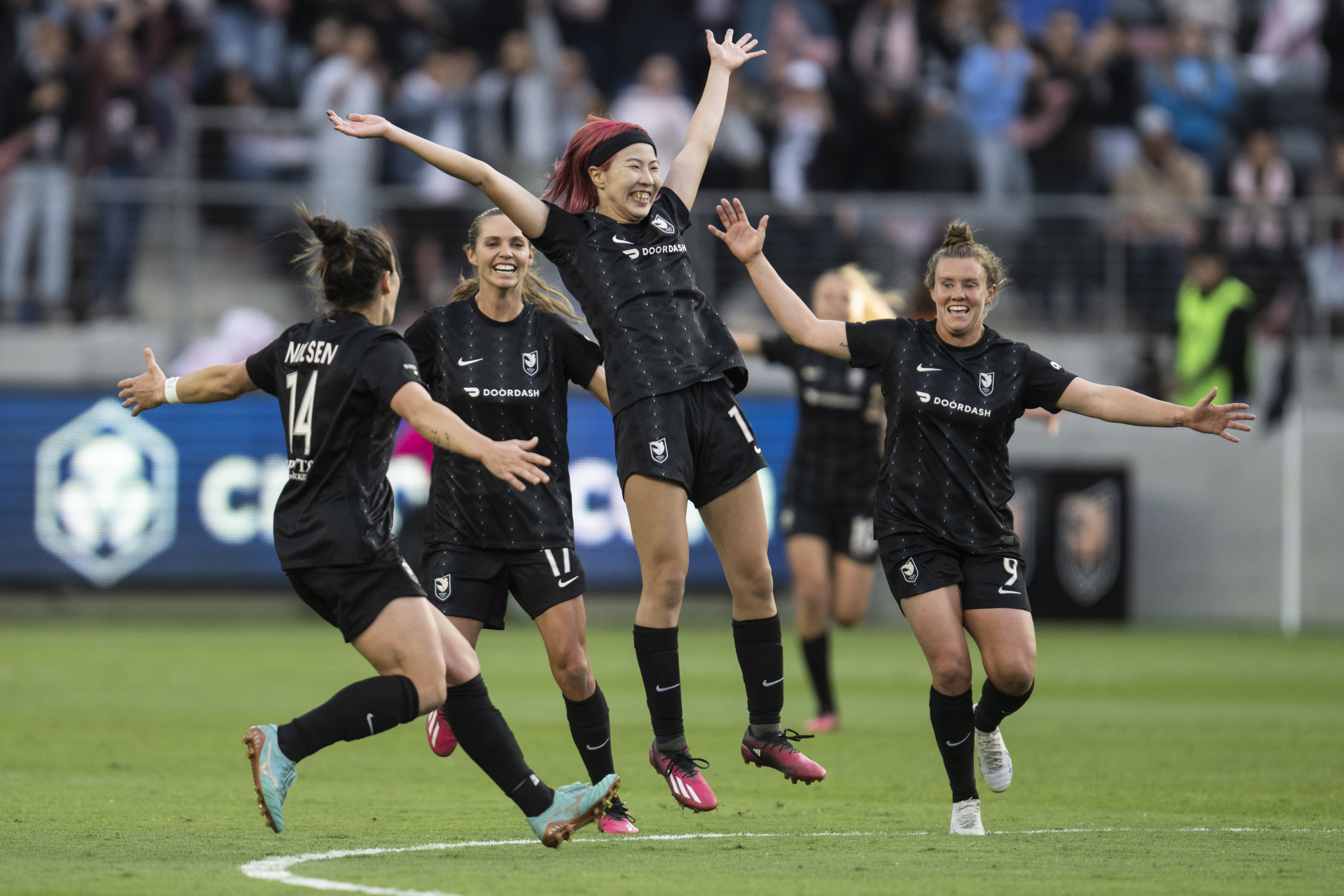 Angel City FC falls to OL Reign on late goal in NWSL quarterfinal