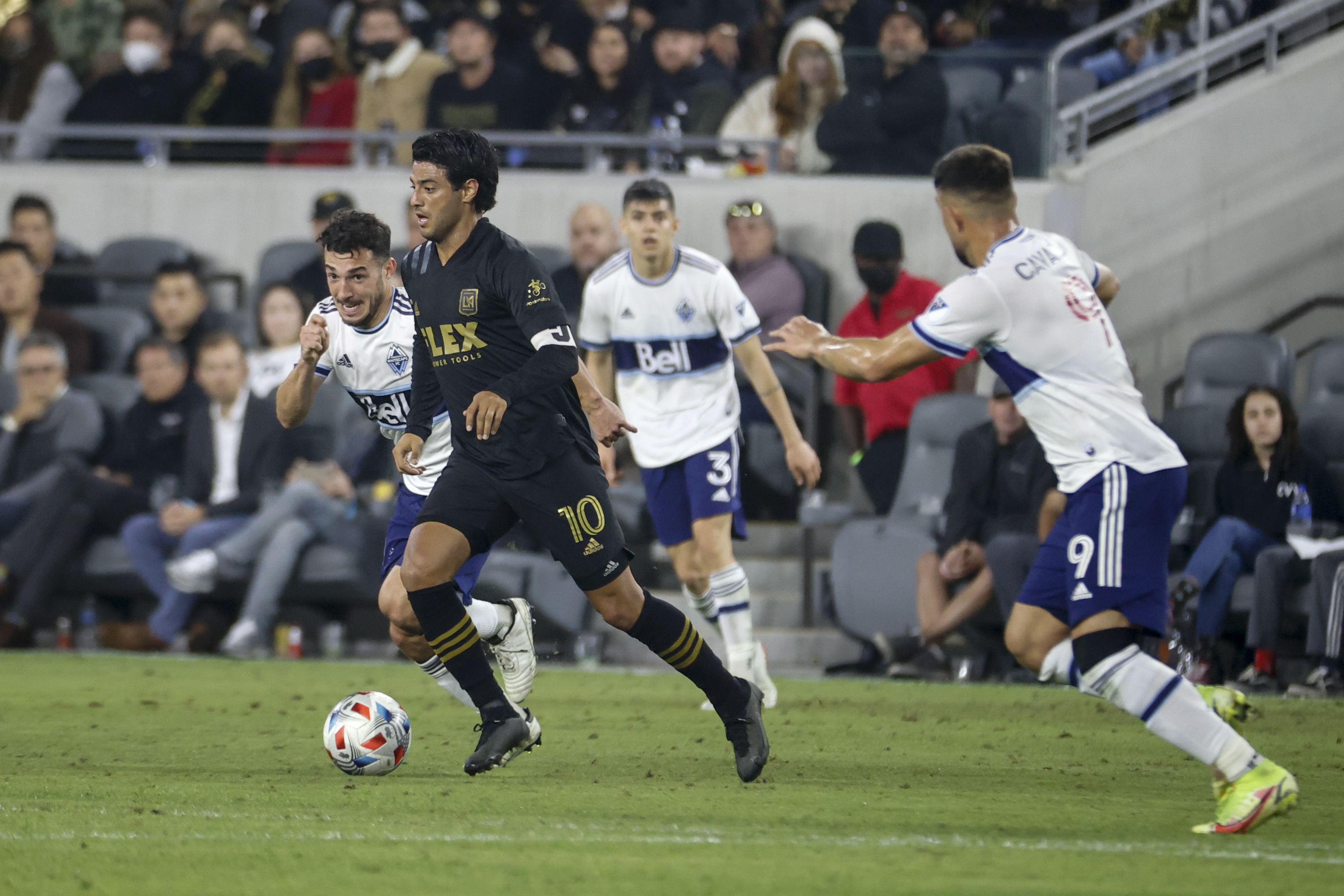 LAFC Explodes Onto L.A. Sports Scene With Beautiful Banc of