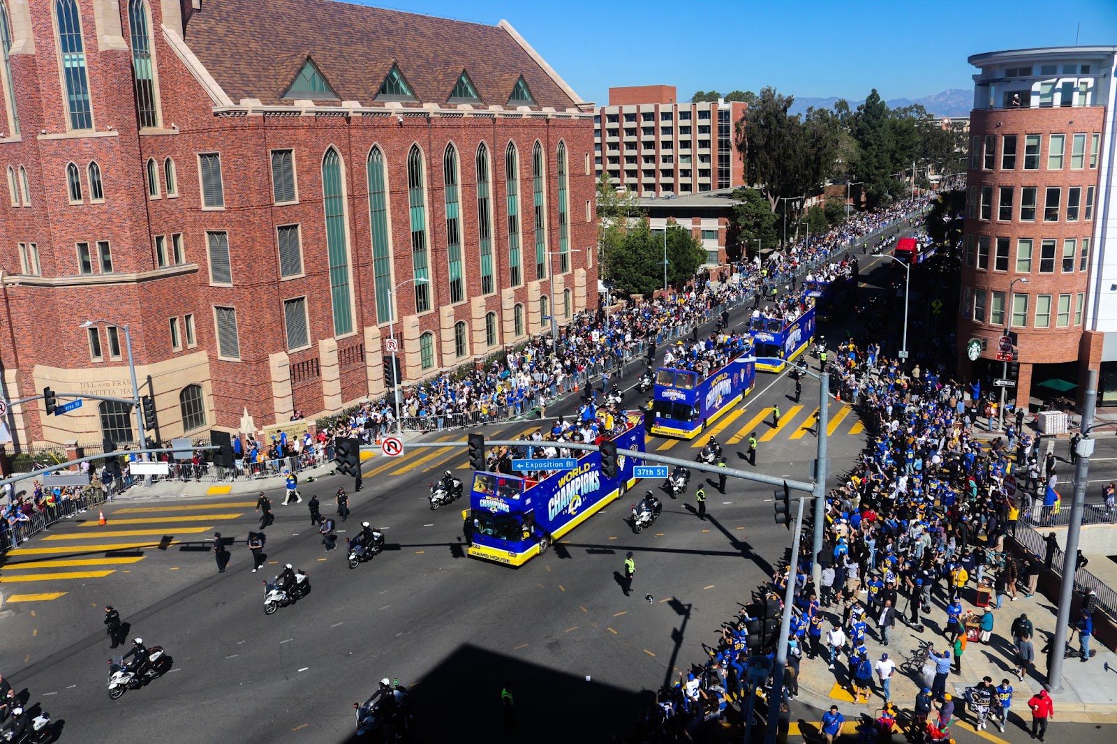 PHOTOS: Views from the Rams Super Bowl parade – Annenberg Media