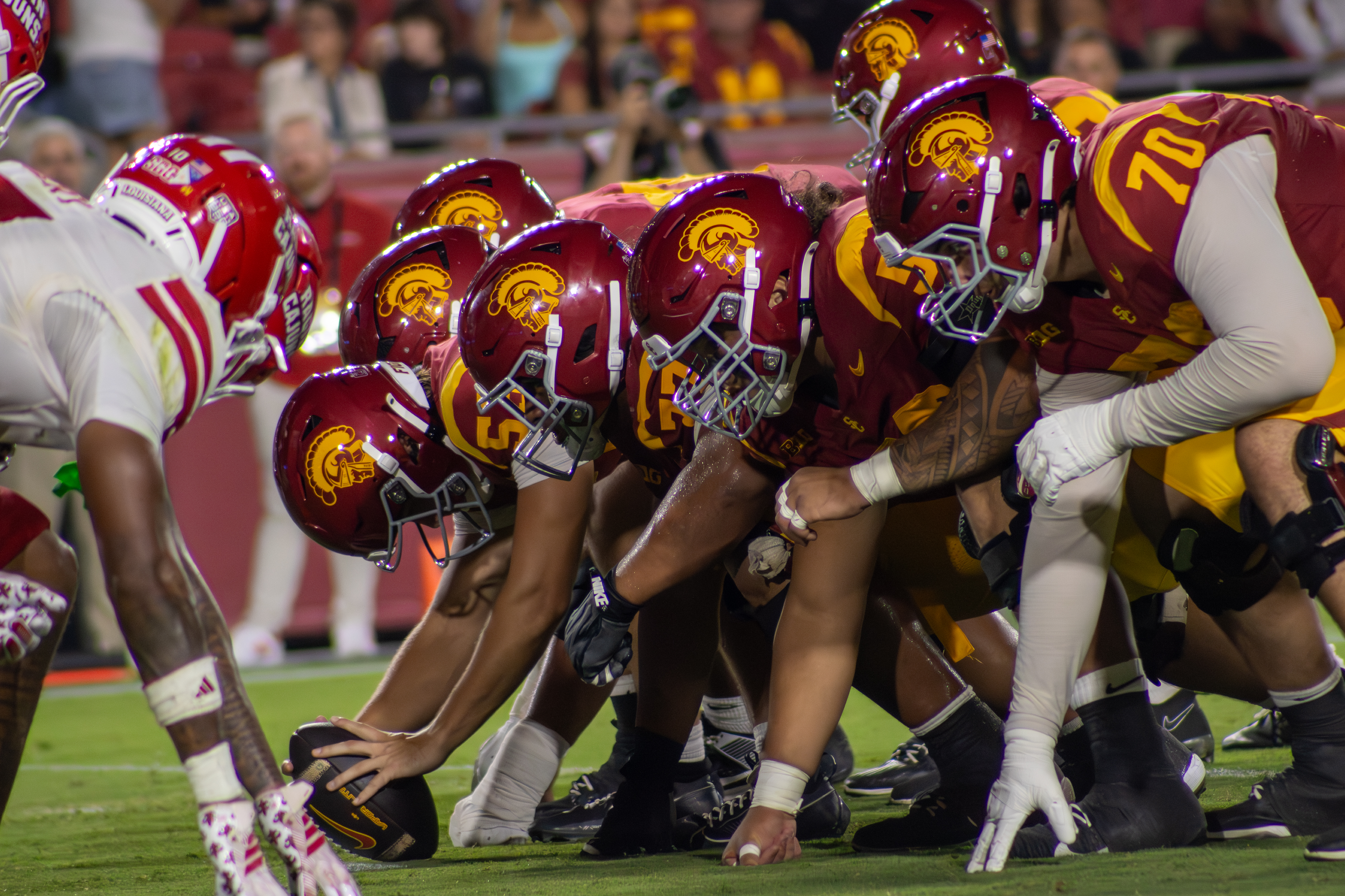 No.12 USC looks to stay undefeated in pivotal Oregon showdown