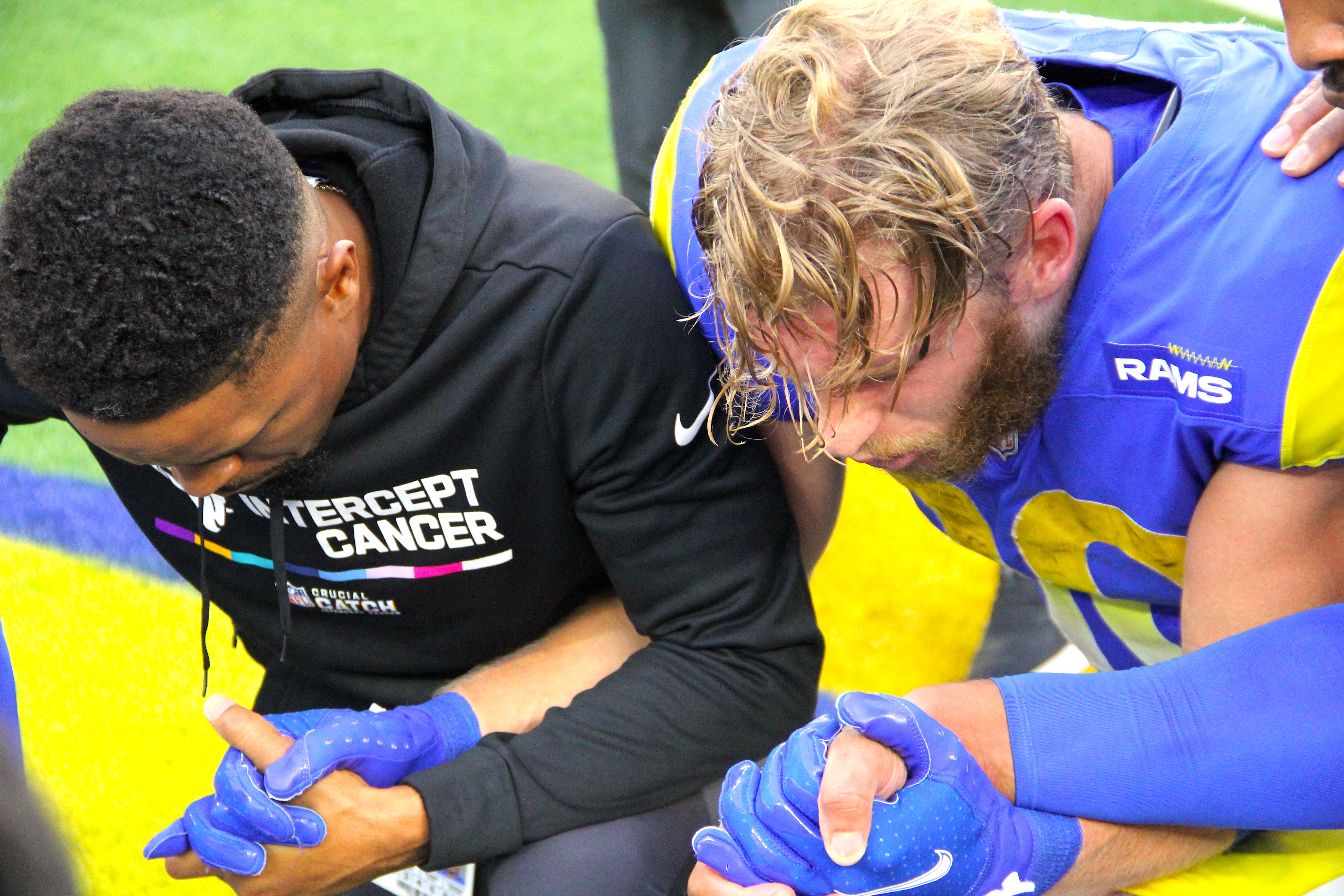 LA Rams' team chaplain 'loves the Lord and loves ball'