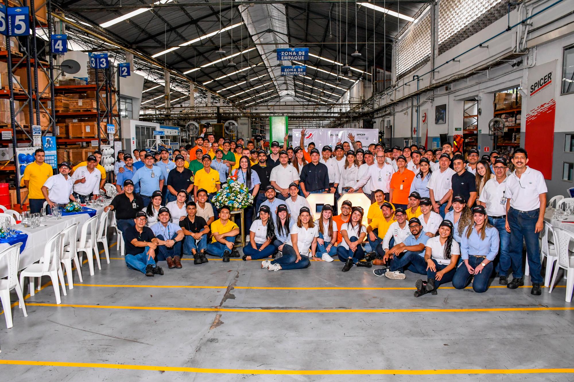 La empresa santandereana Dana Transejes cumple medio siglo de estar en el  mercado