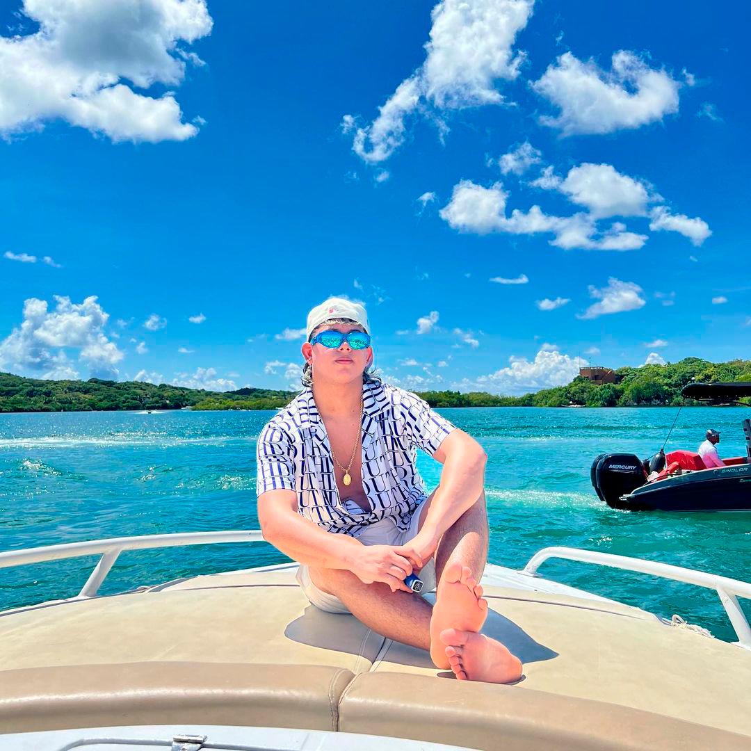 Cantante vallenato atacó con un cuchillo a su mánager en plena parranda