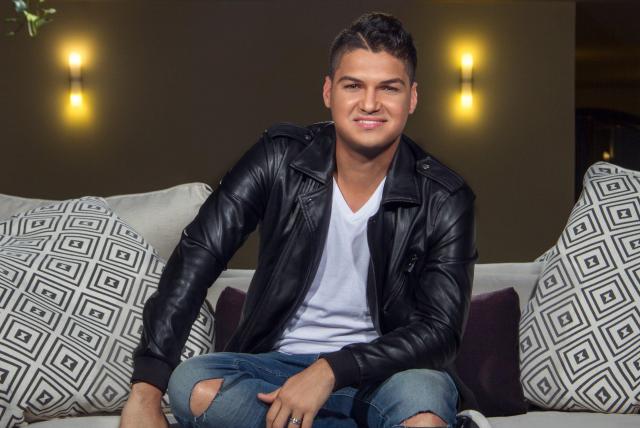 Elder Dayán Díaz artista vallenato