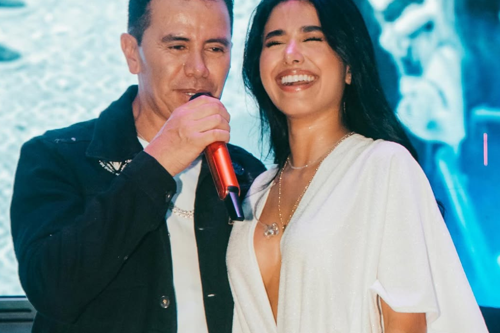 Jhonny Rivera se casó con Jenny López en una boda con 300 invitados, así fue