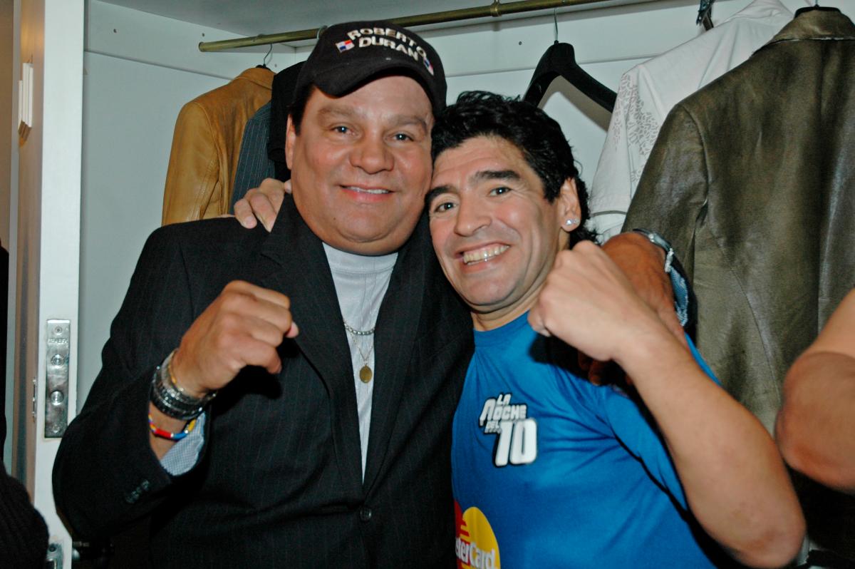 Manos de Piedra' Durán pide la gloria de Dios para Diego Maradona