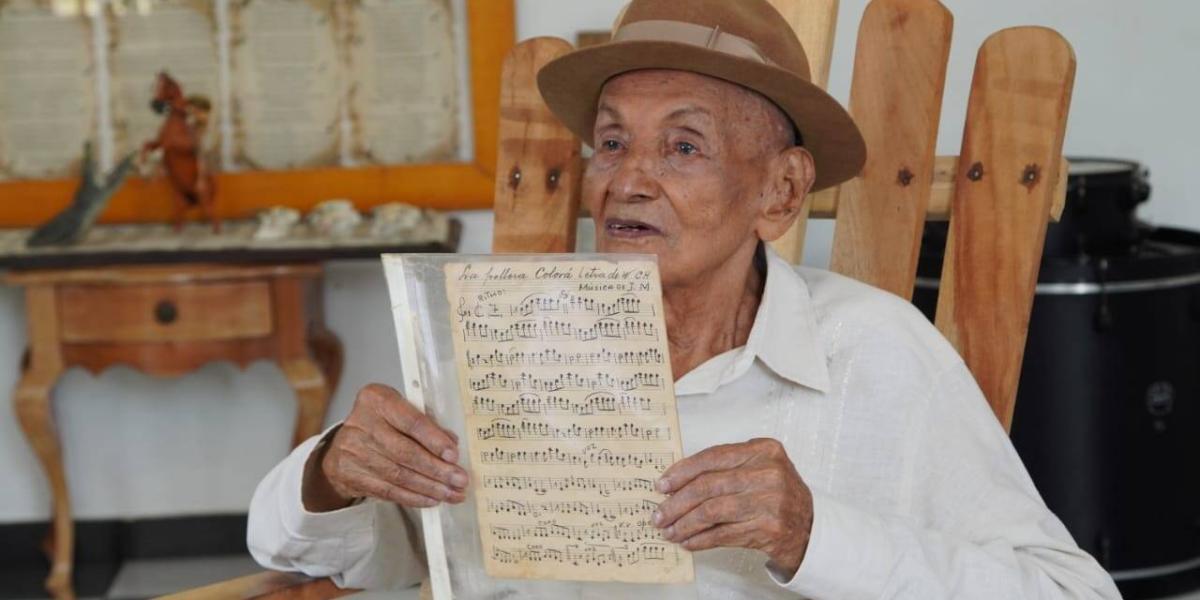 Adiós al maestro Juan Madera Castro: ícono de La Pollera Colorá