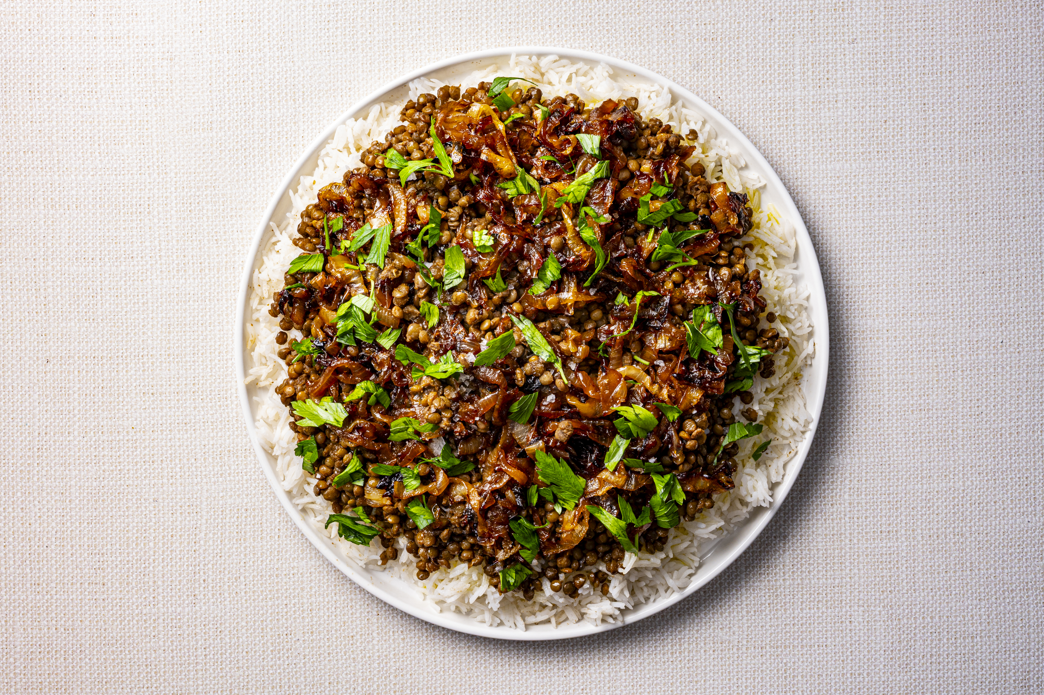 Mujadara. (Scott Suchman/For The Washington Post; food styling by Lisa Cherkasky)