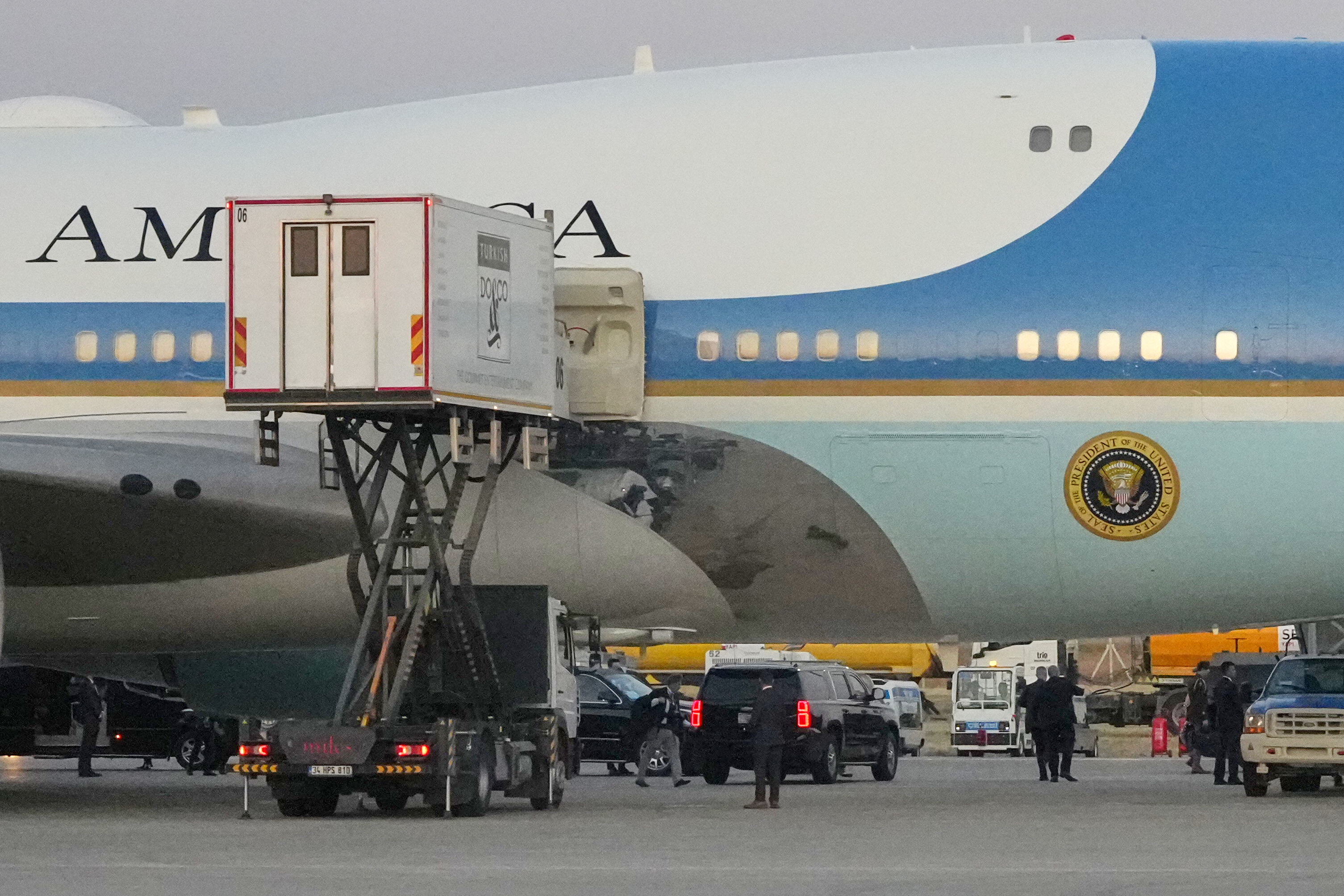 Trump secretly left Air Force One via catering truck in Turkey over Iranian assassination threat; only close aides, no Cabinet officials, accompanied him