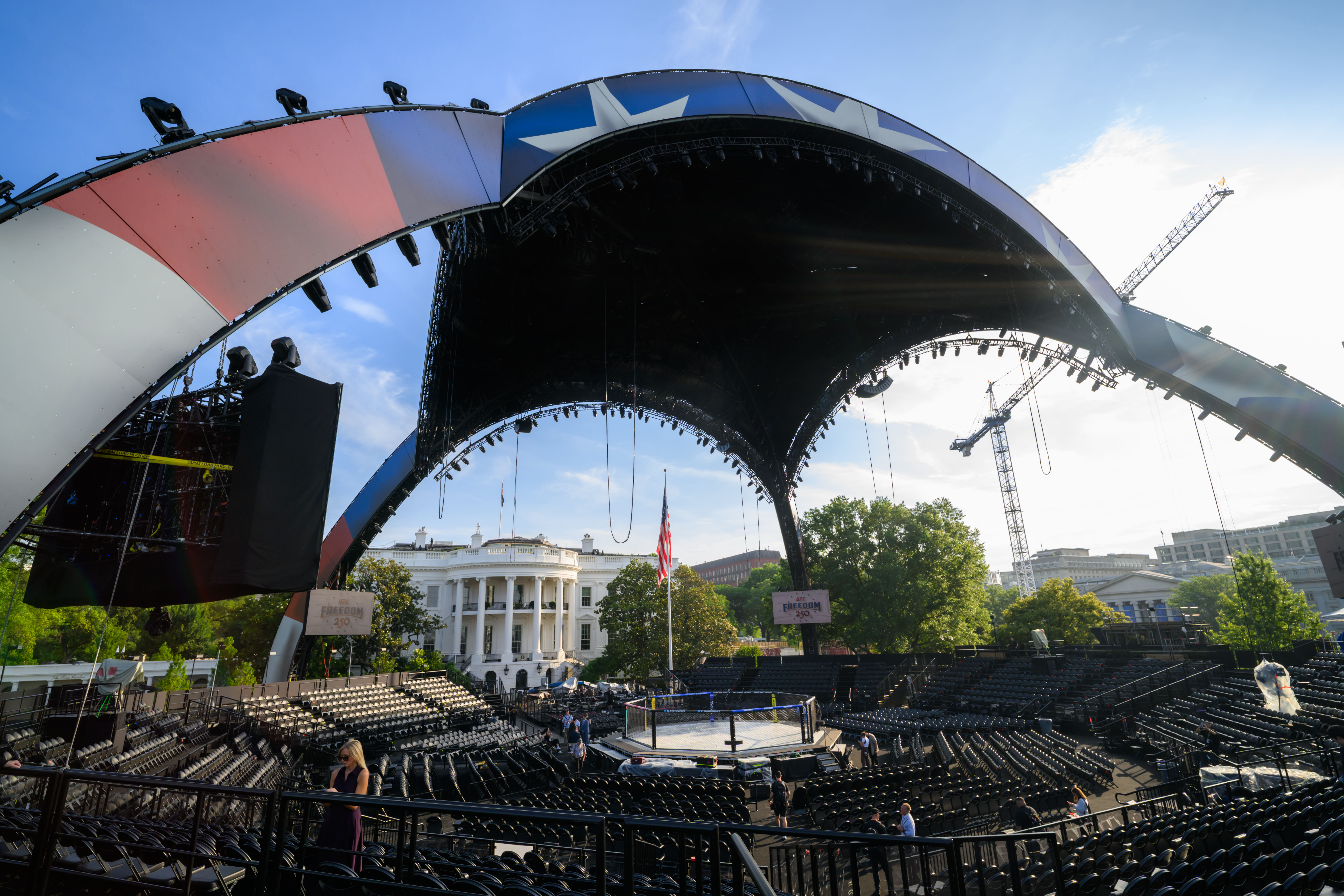 The UFC octagon is set up on the South Lawn of the White House, surrounded by about 4,300 seats for Sunday's event. (Per Haljestam/Imagn Images/Reuters Connect)