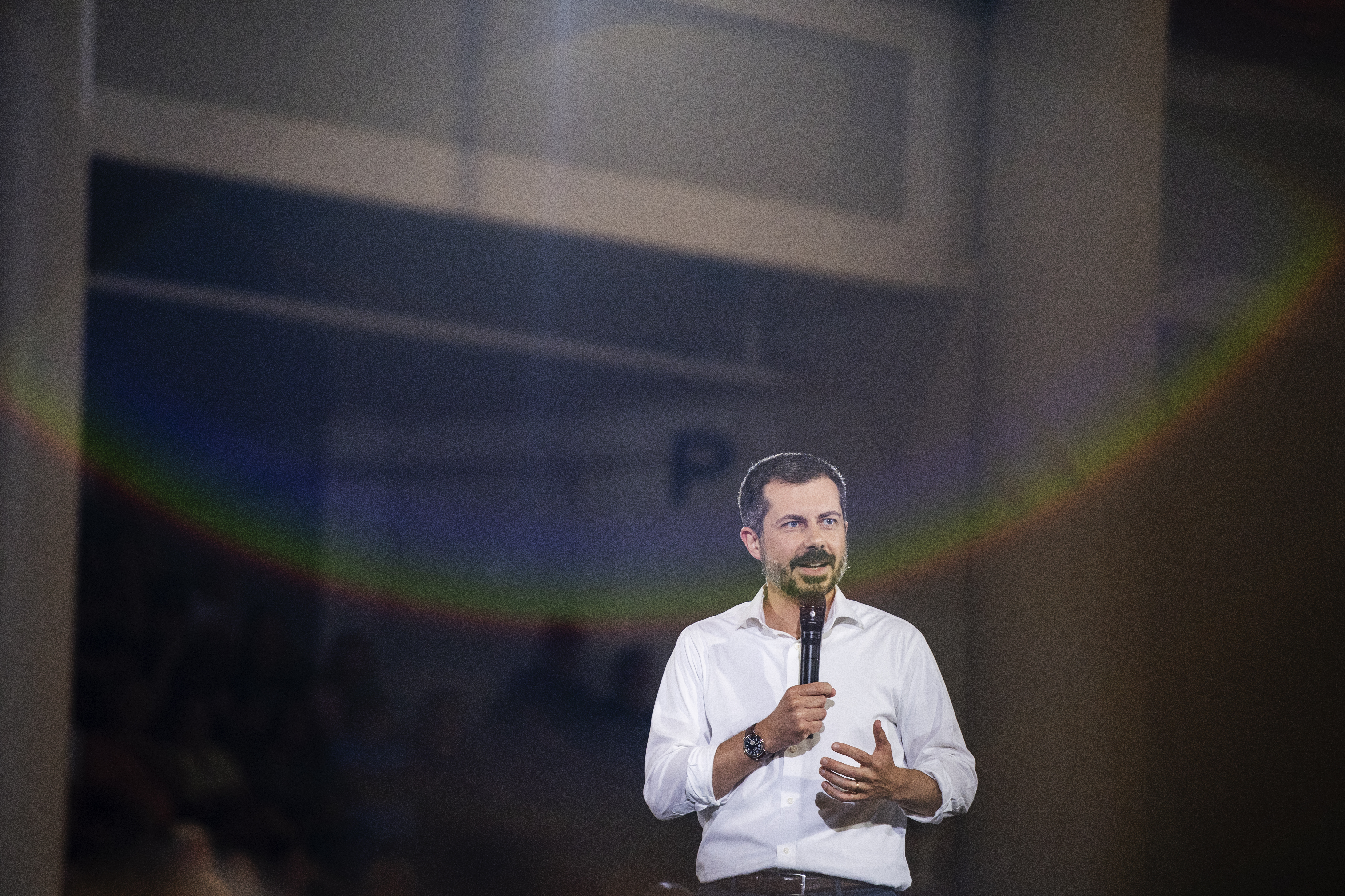 Pete Buttigieg speaks at a 2025 town hall hosted by VoteVets in Cedar Rapids, Iowa. (KC McGinnis/For The Washington Post)