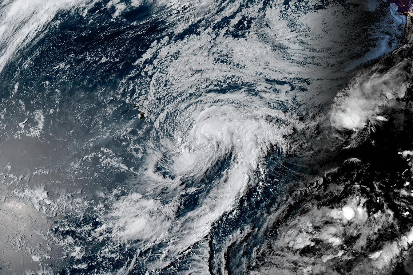 Tropical Storm Lala approaches Hawaii with life-threatening impacts; up to 25 inches of rain, 1-3 feet of storm surge, hurricane-force winds possible