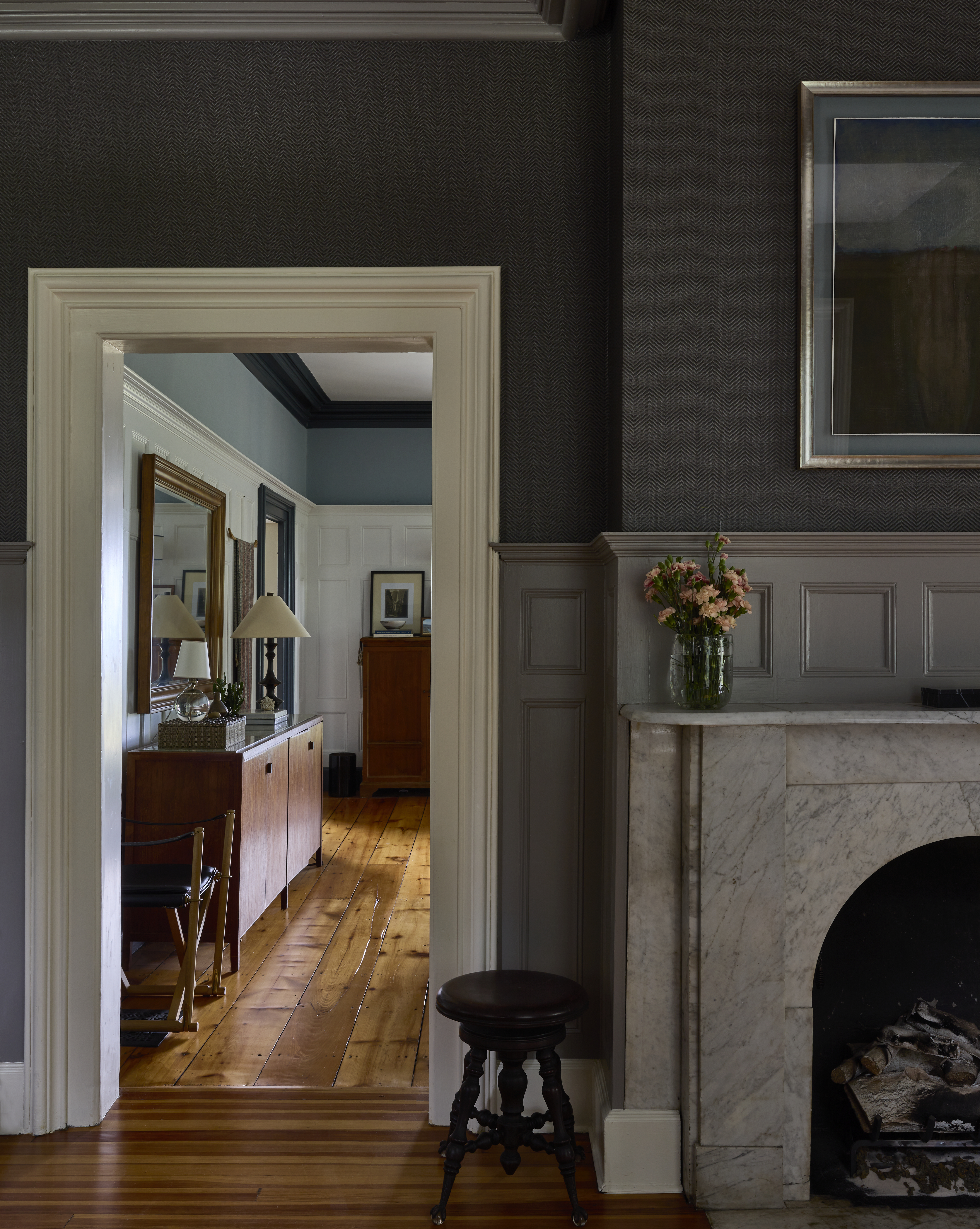 Dark hues can help create a sense of calm. (Jacob Snavely)