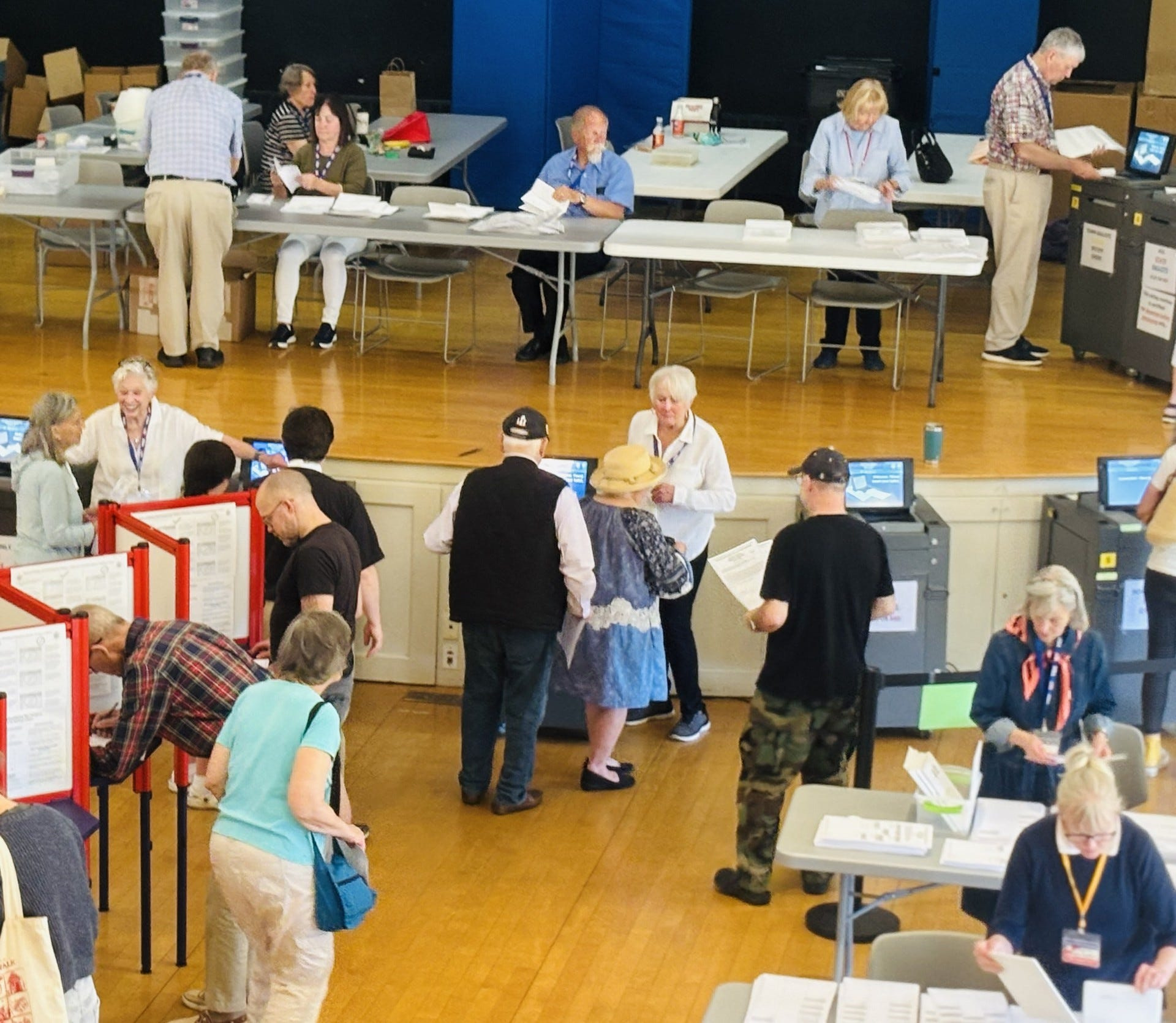 Voters and election clerks fill the Kennebunk Town Hall auditorium during the June 9 primaries in Maine. (Shawn Sullivan/Seacoastonline/USA TODAY Network/Reuters Connect)